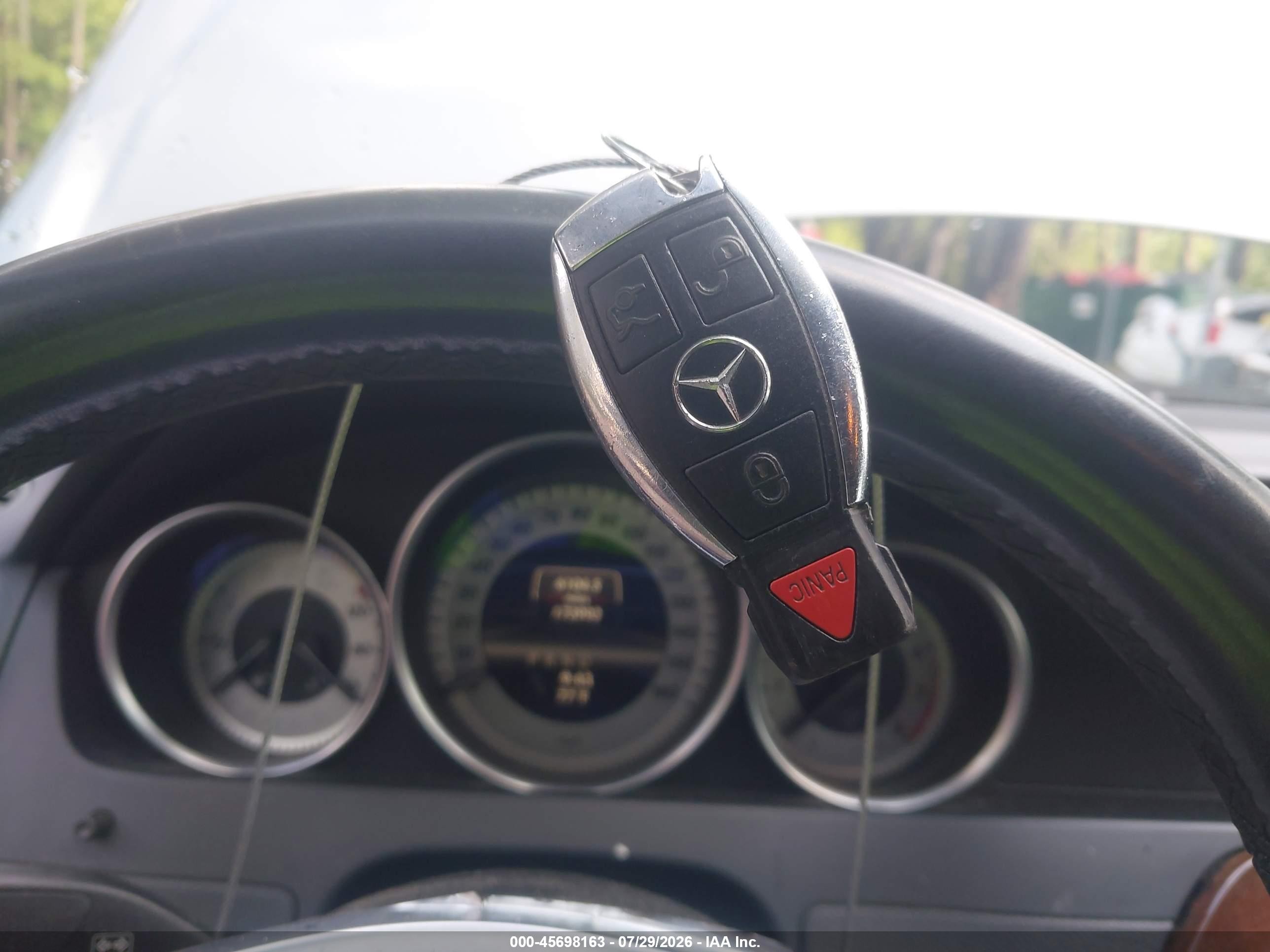 2013 Mercedes-benz C 250 Sport Gray vin: WDDGF4HB3DR290011