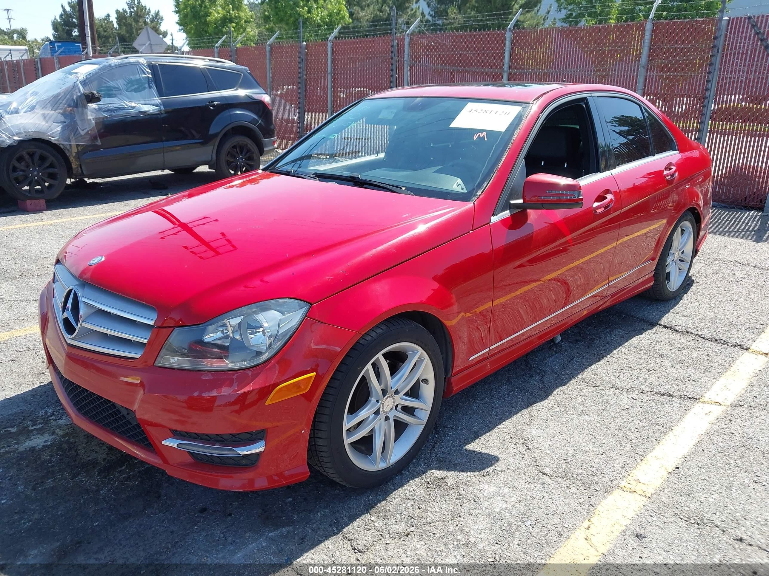 2013 Mercedes-benz C 250 Sport Red vin: WDDGF4HB3DR292714