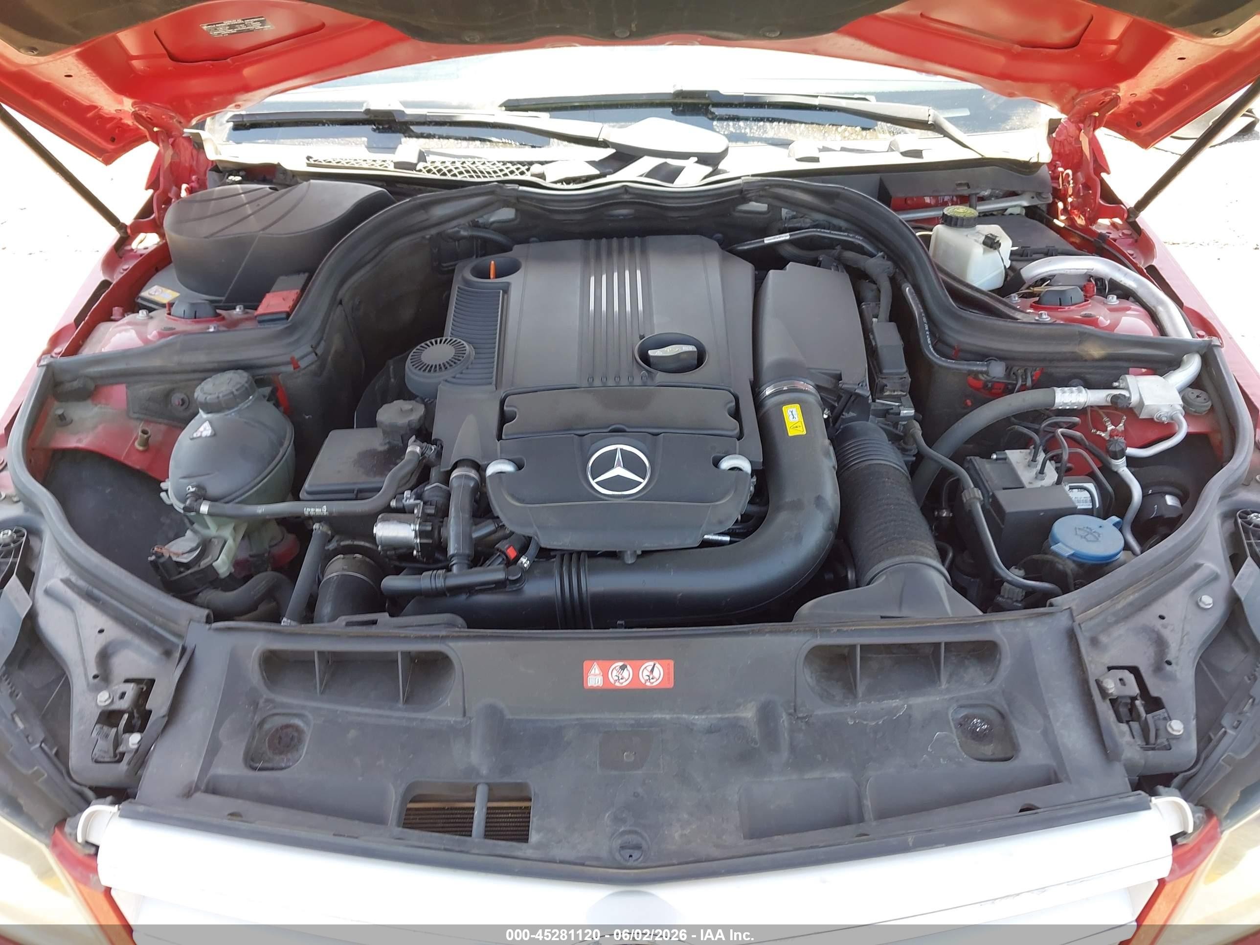 2013 Mercedes-benz C 250 Sport Red vin: WDDGF4HB3DR292714