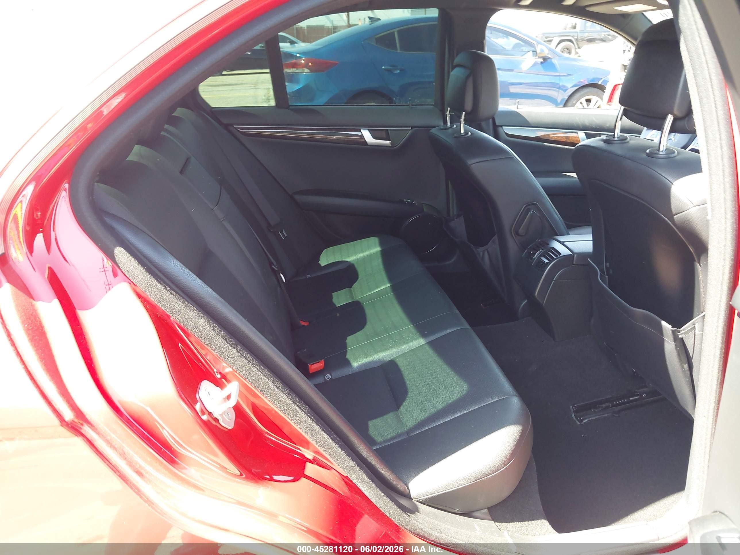2013 Mercedes-benz C 250 Sport Red vin: WDDGF4HB3DR292714