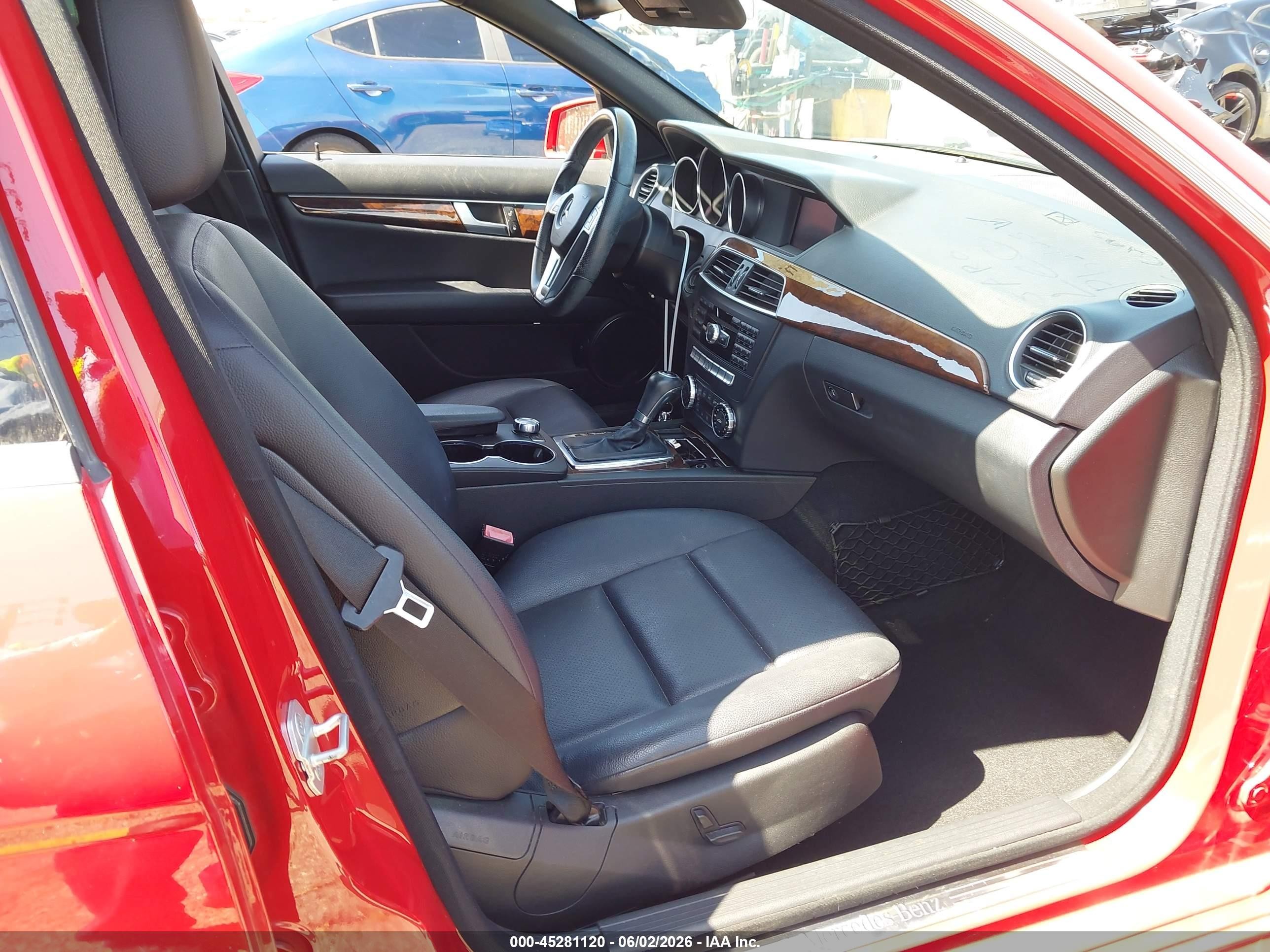 2013 Mercedes-benz C 250 Sport Red vin: WDDGF4HB3DR292714