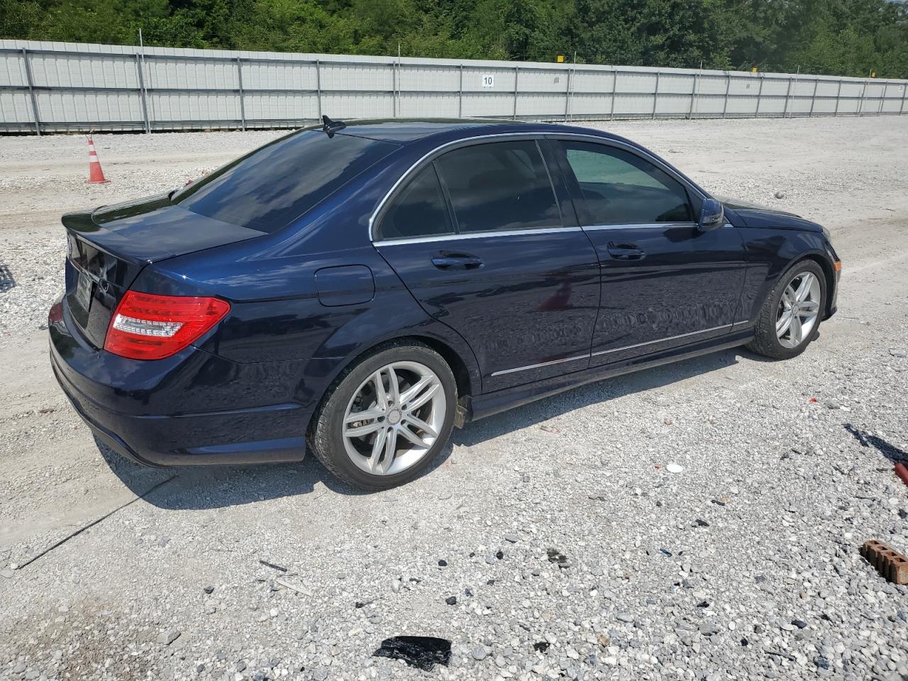 2013 Mercedes-benz C 250 Black vin: WDDGF4HB3DR296505