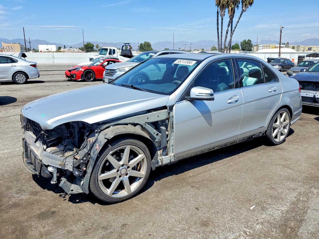 2014 Mercedes-benz C 250 Серебряный vin: WDDGF4HB3EA954713