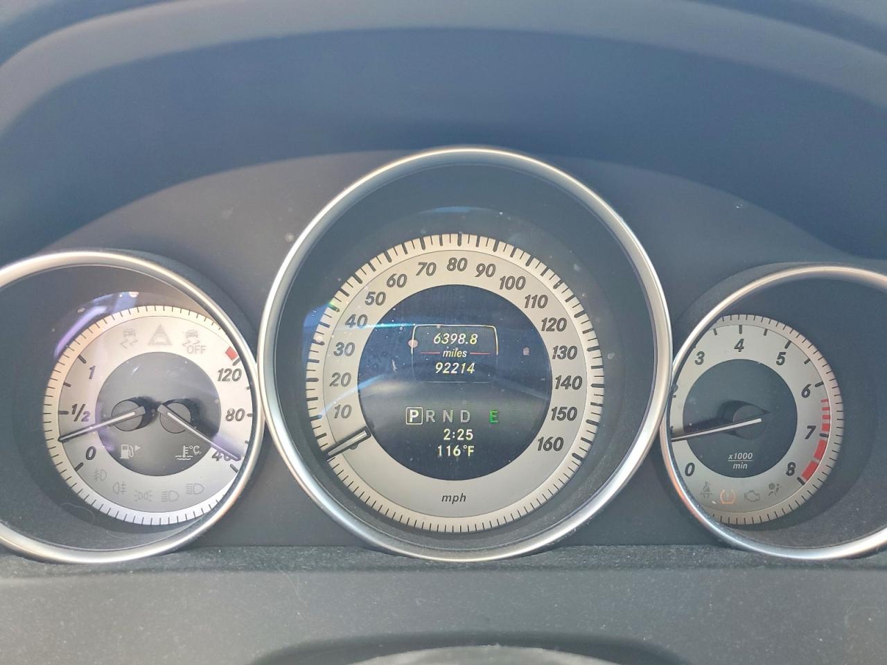 2014 Mercedes-benz C 250 Серебряный vin: WDDGF4HB3EA954713