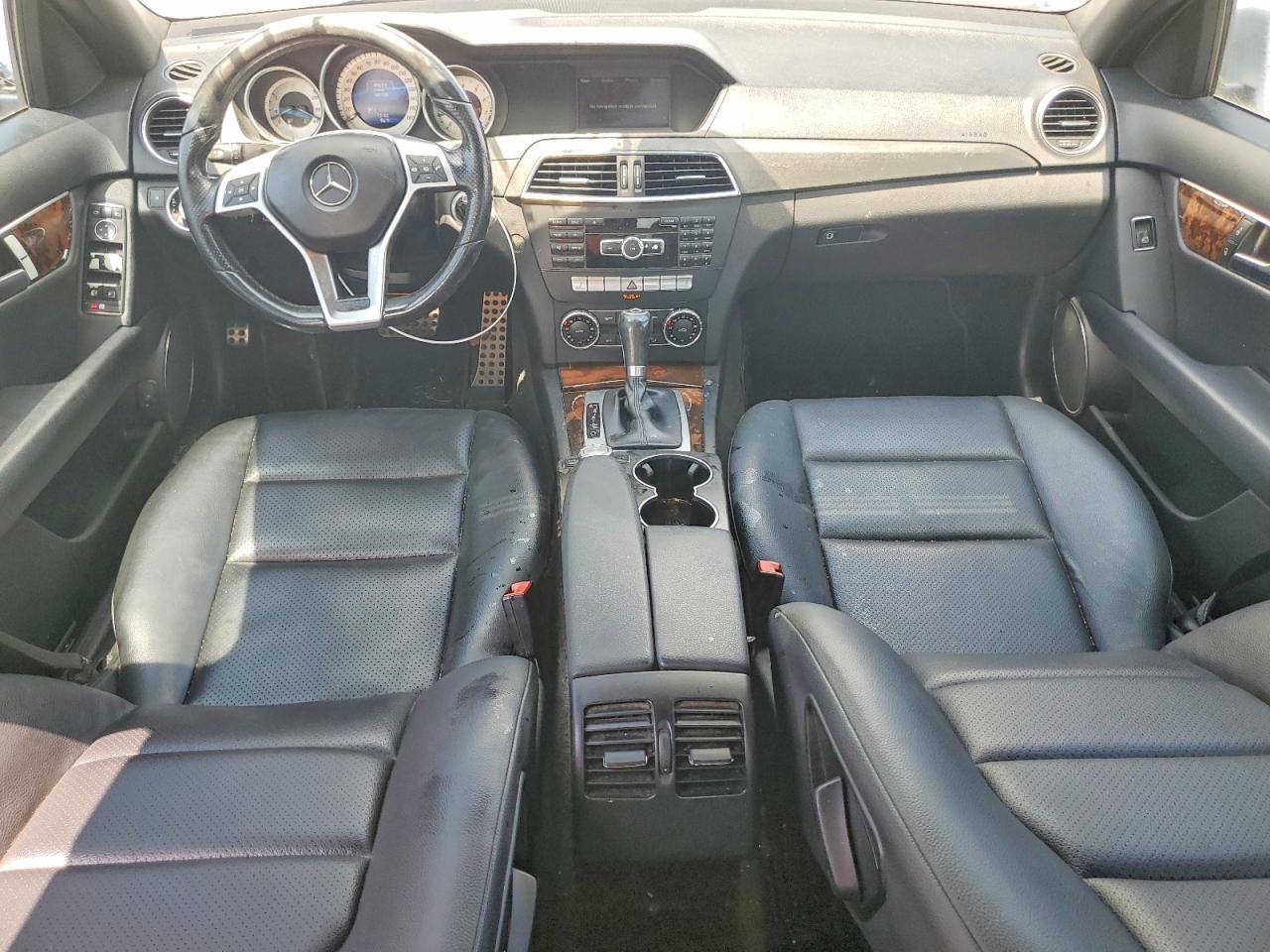 2014 Mercedes-benz C 250 Silver vin: WDDGF4HB3EG206217