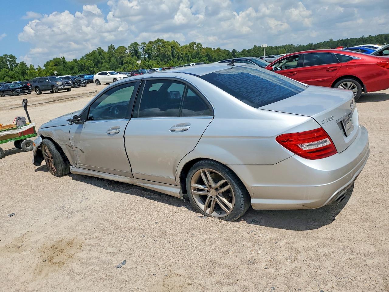 2014 Mercedes-benz C 250 Silver vin: WDDGF4HB3EG206217