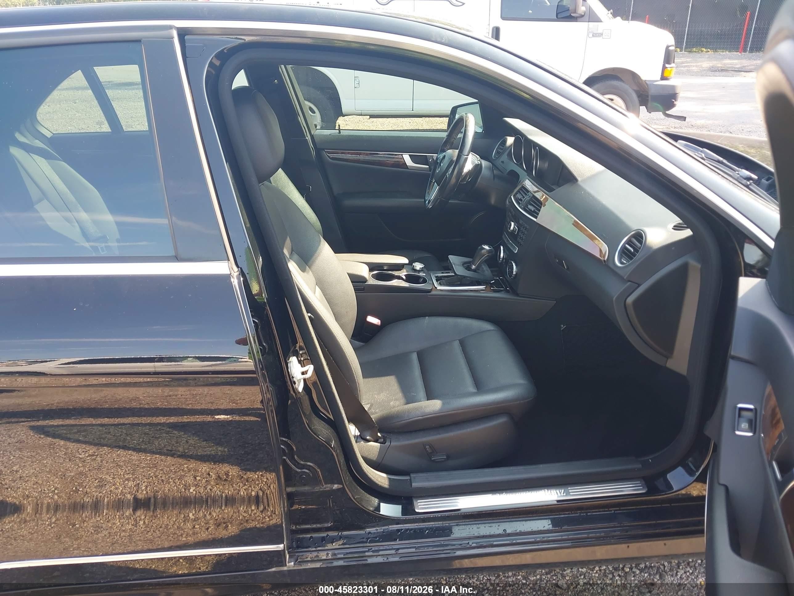2014 Mercedes-benz C 250 Sport Black vin: WDDGF4HB3EG243994