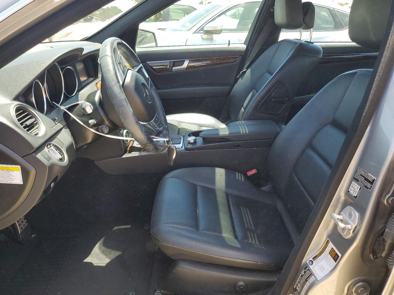 2014 Mercedes-benz C 250 Gray vin: WDDGF4HB3EG250332
