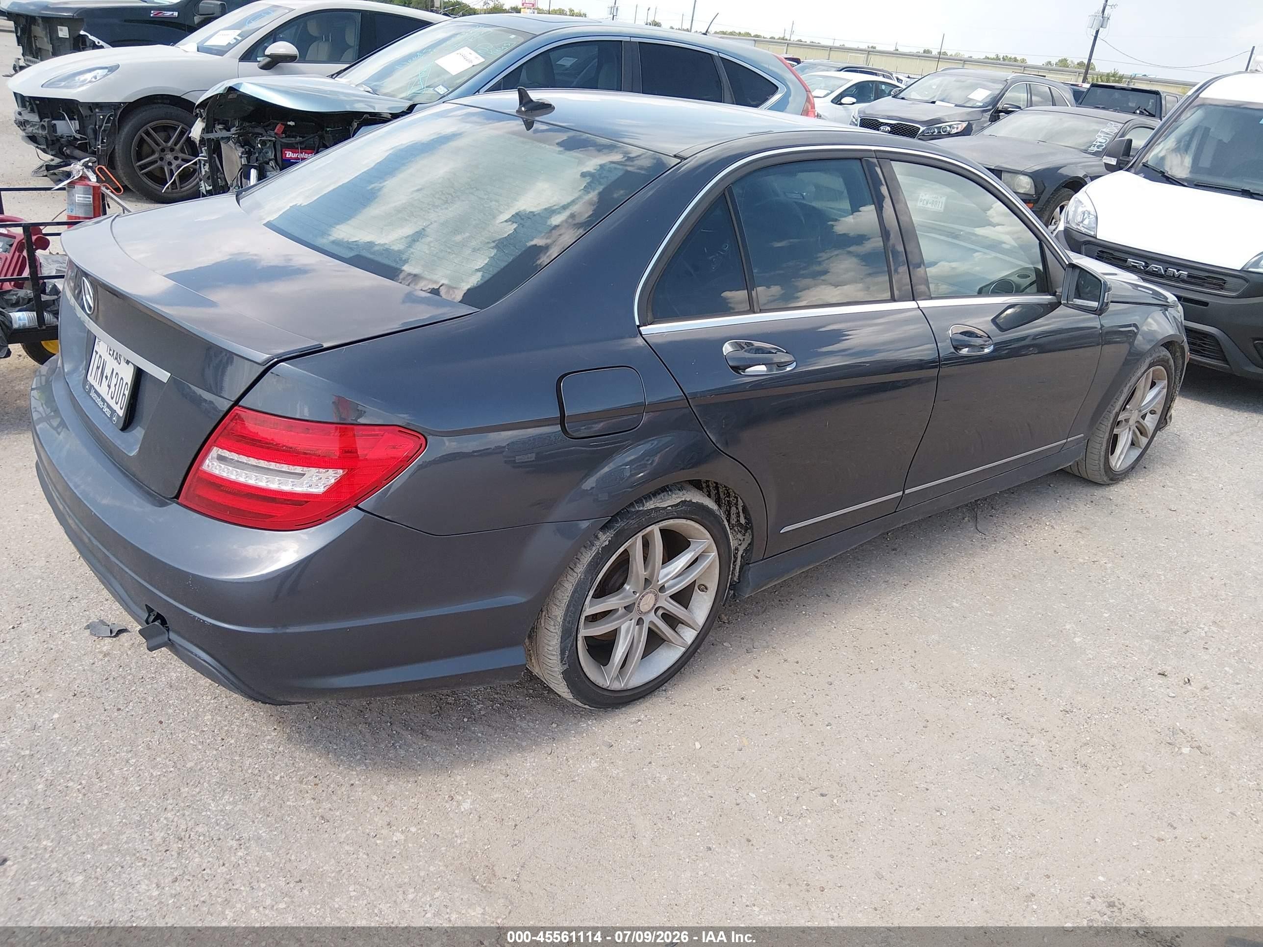 2014 Mercedes-benz C 250 Sport Black vin: WDDGF4HB3ER305737