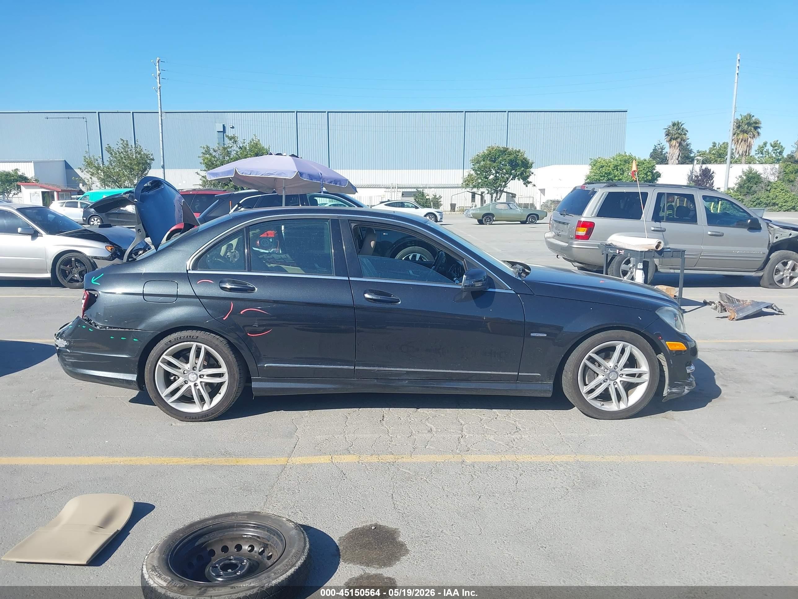 2012 Mercedes-benz C 250 Sport Black vin: WDDGF4HB4CA612765