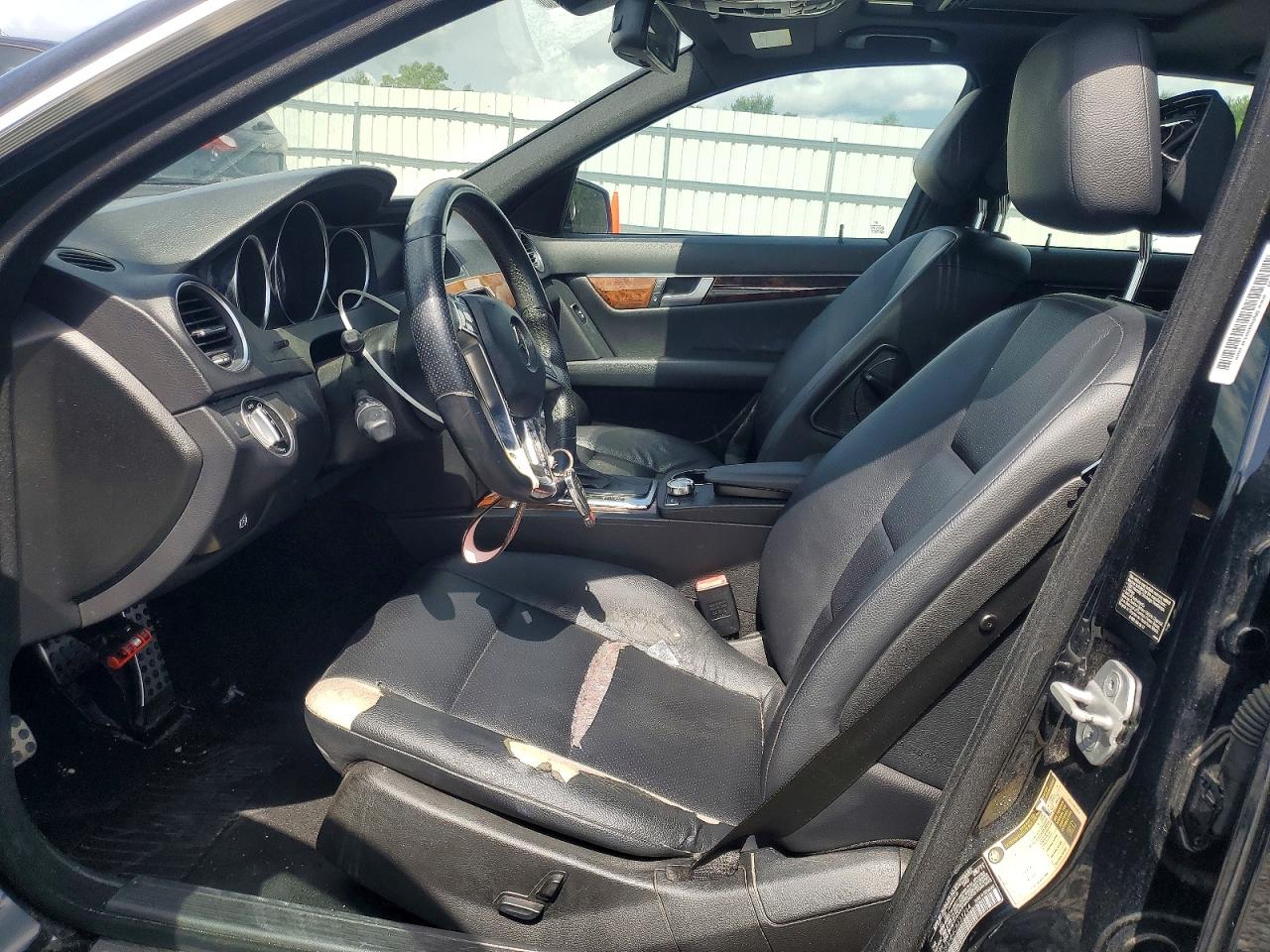 2012 Mercedes-benz C 250 Black vin: WDDGF4HB4CA623264