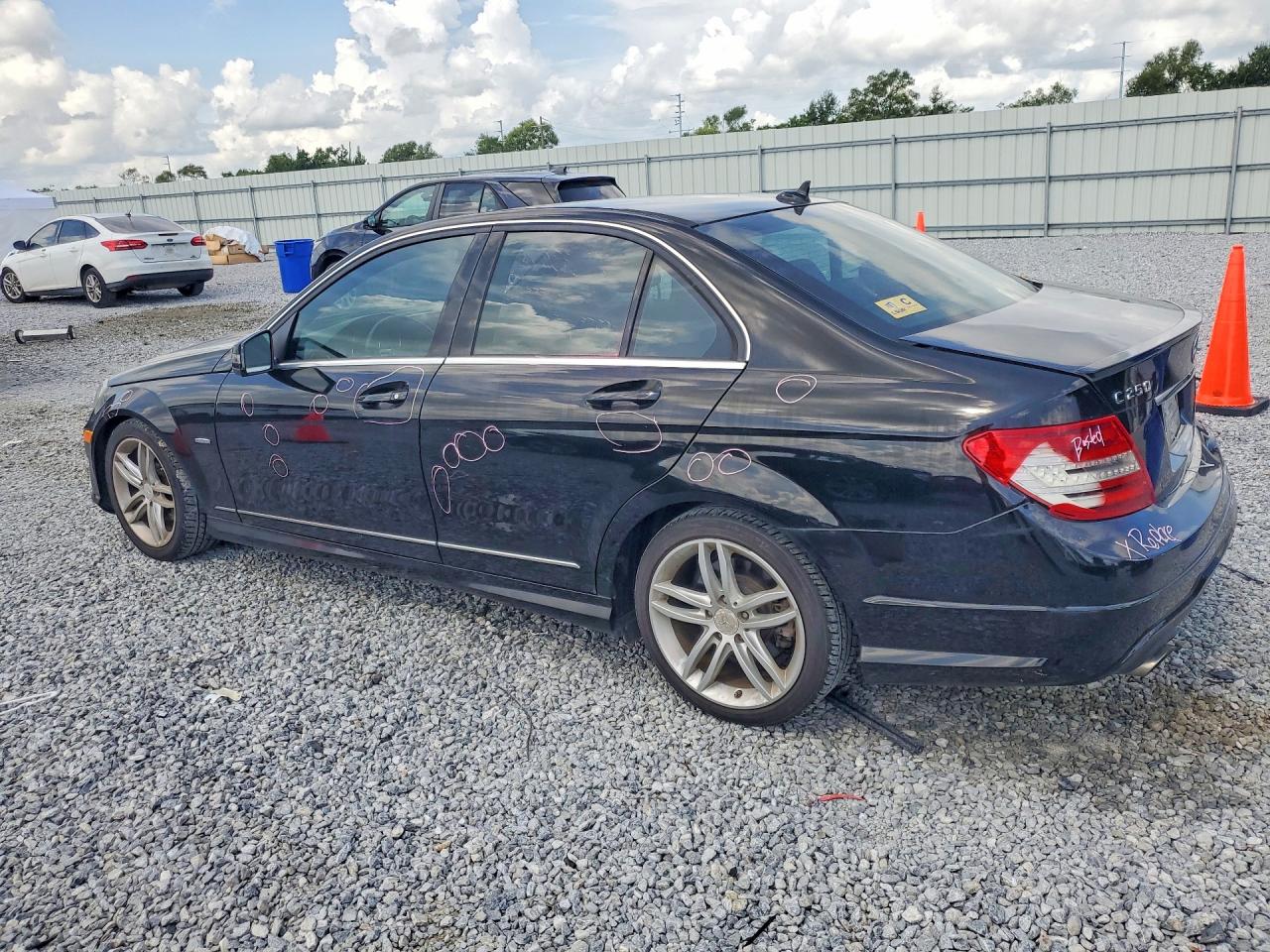 2012 Mercedes-benz C 250 Black vin: WDDGF4HB4CA623264