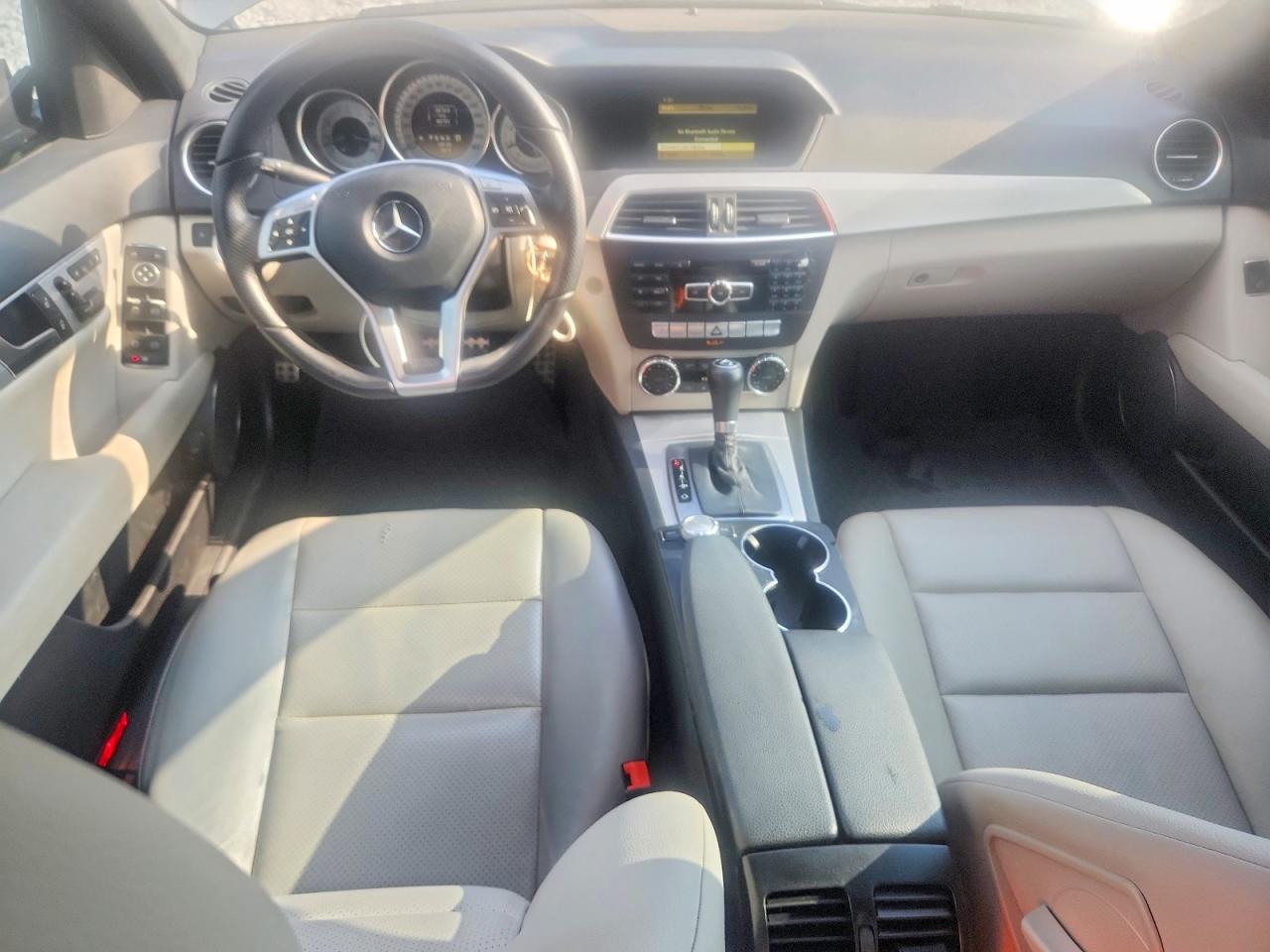 2012 Mercedes-benz C 250 Gray vin: WDDGF4HB4CF864177
