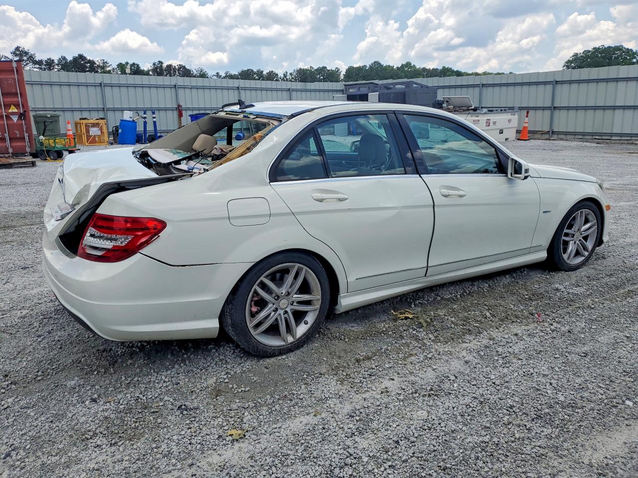 2012 Mercedes-benz C 250 White vin: WDDGF4HB4CR194211
