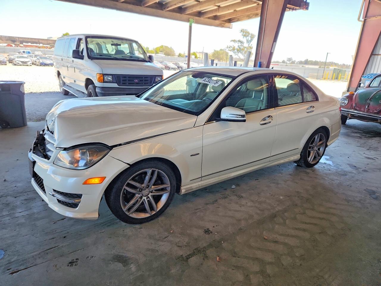 WDDGF4HB4CR220824