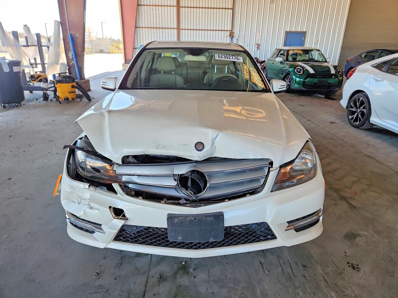 2012 Mercedes-benz C 250 White vin: WDDGF4HB4CR220824