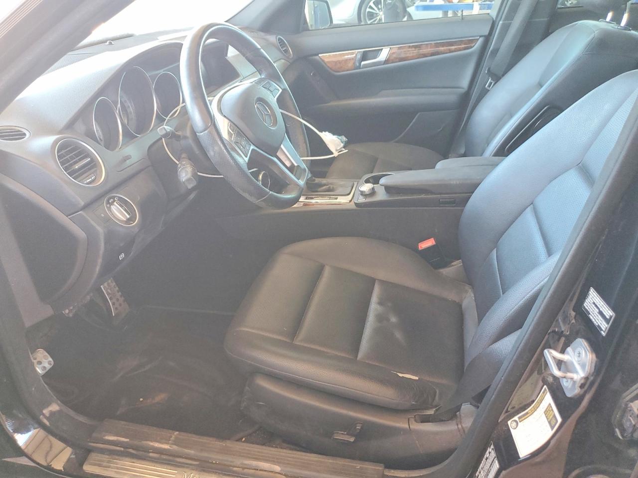 2012 Mercedes-benz C 250 Black vin: WDDGF4HB4CR221018