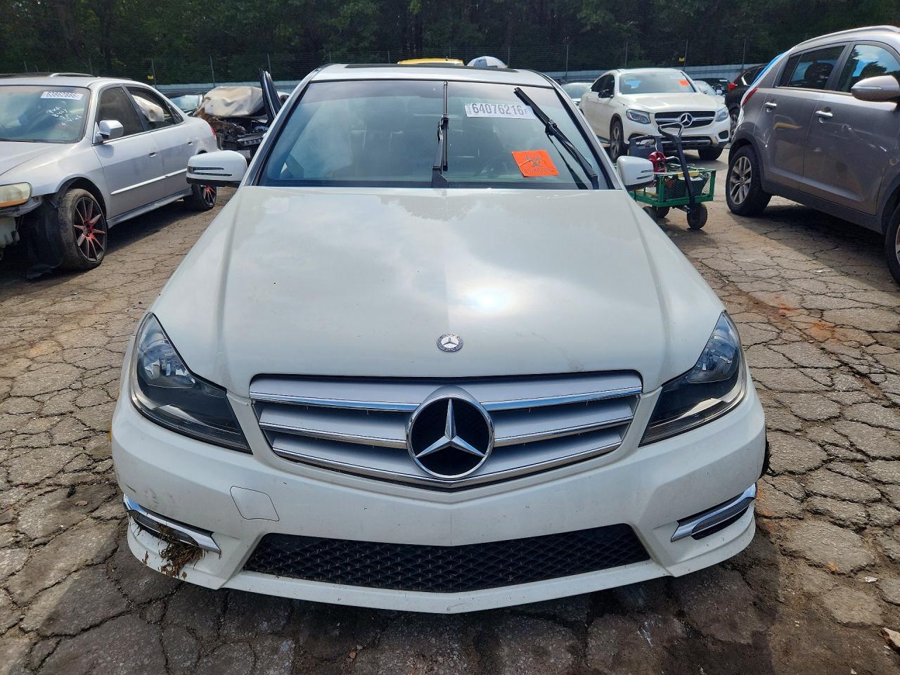 2012 Mercedes-benz C 250 White vin: WDDGF4HB4CR222041