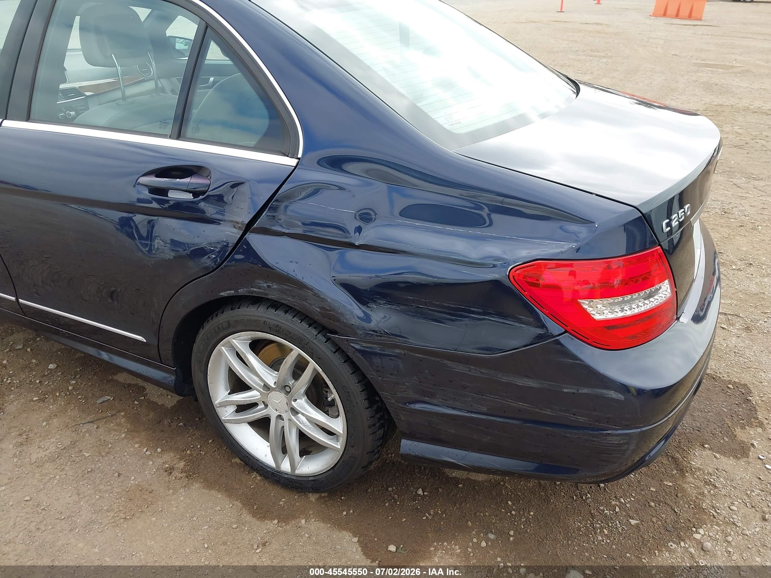 2012 Mercedes-benz C 250 Sport Blue vin: WDDGF4HB4CR231872