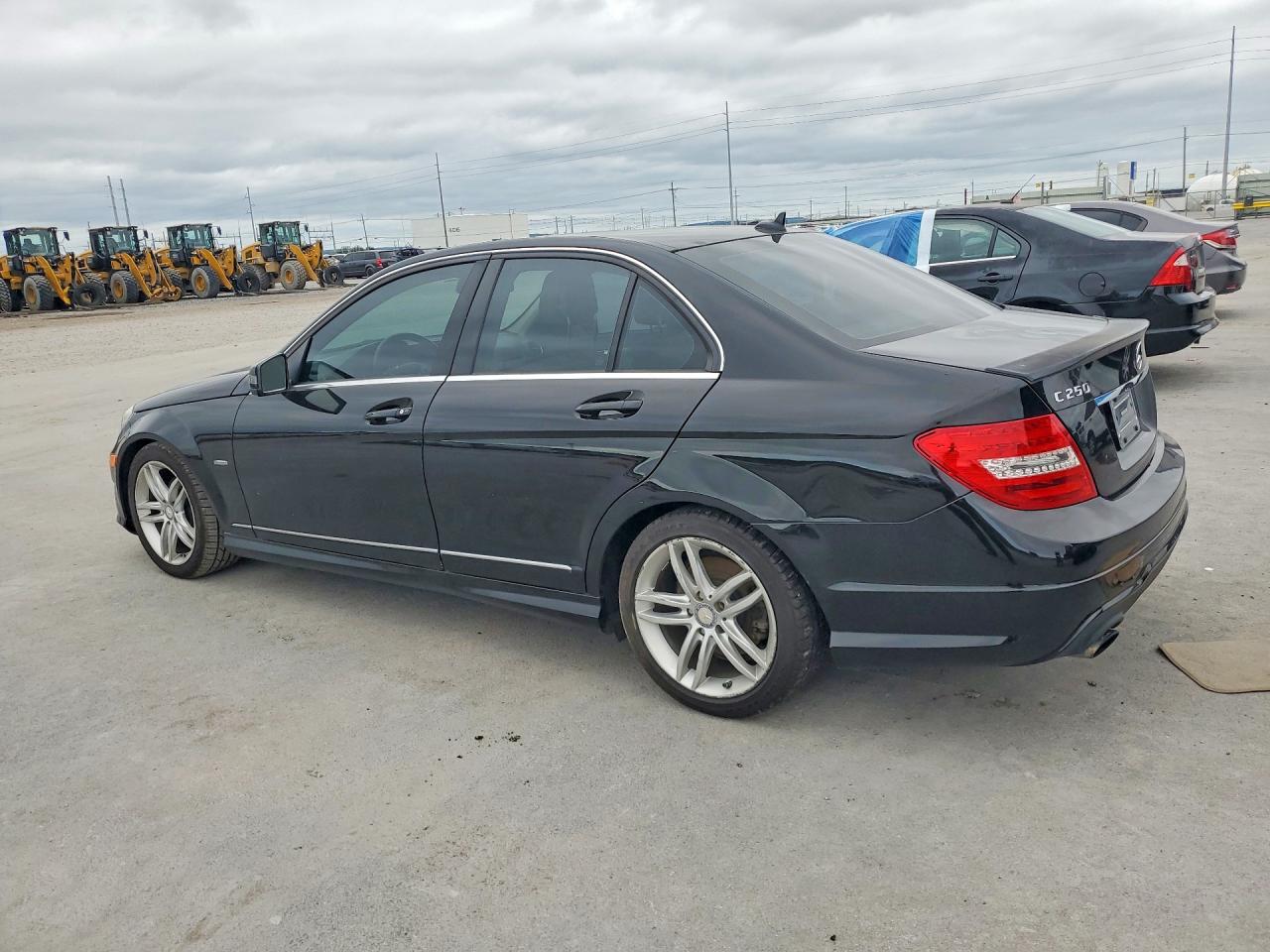 2012 Mercedes-benz C 250 Black vin: WDDGF4HB4CR232391