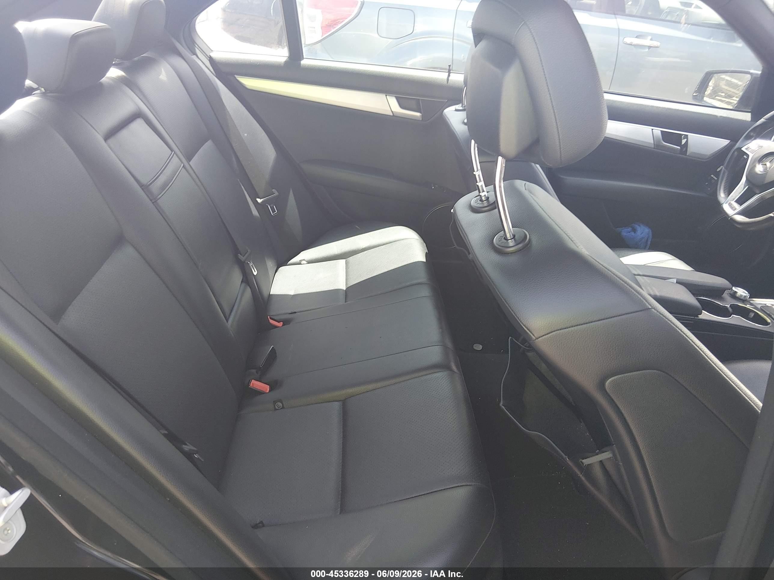 2013 Mercedes-benz C 250 Sport Black vin: WDDGF4HB4DA742420