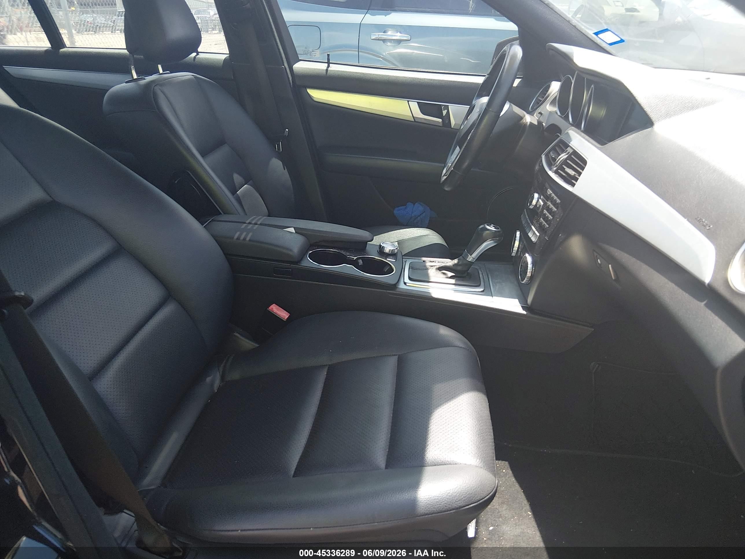 2013 Mercedes-benz C 250 Sport Black vin: WDDGF4HB4DA742420