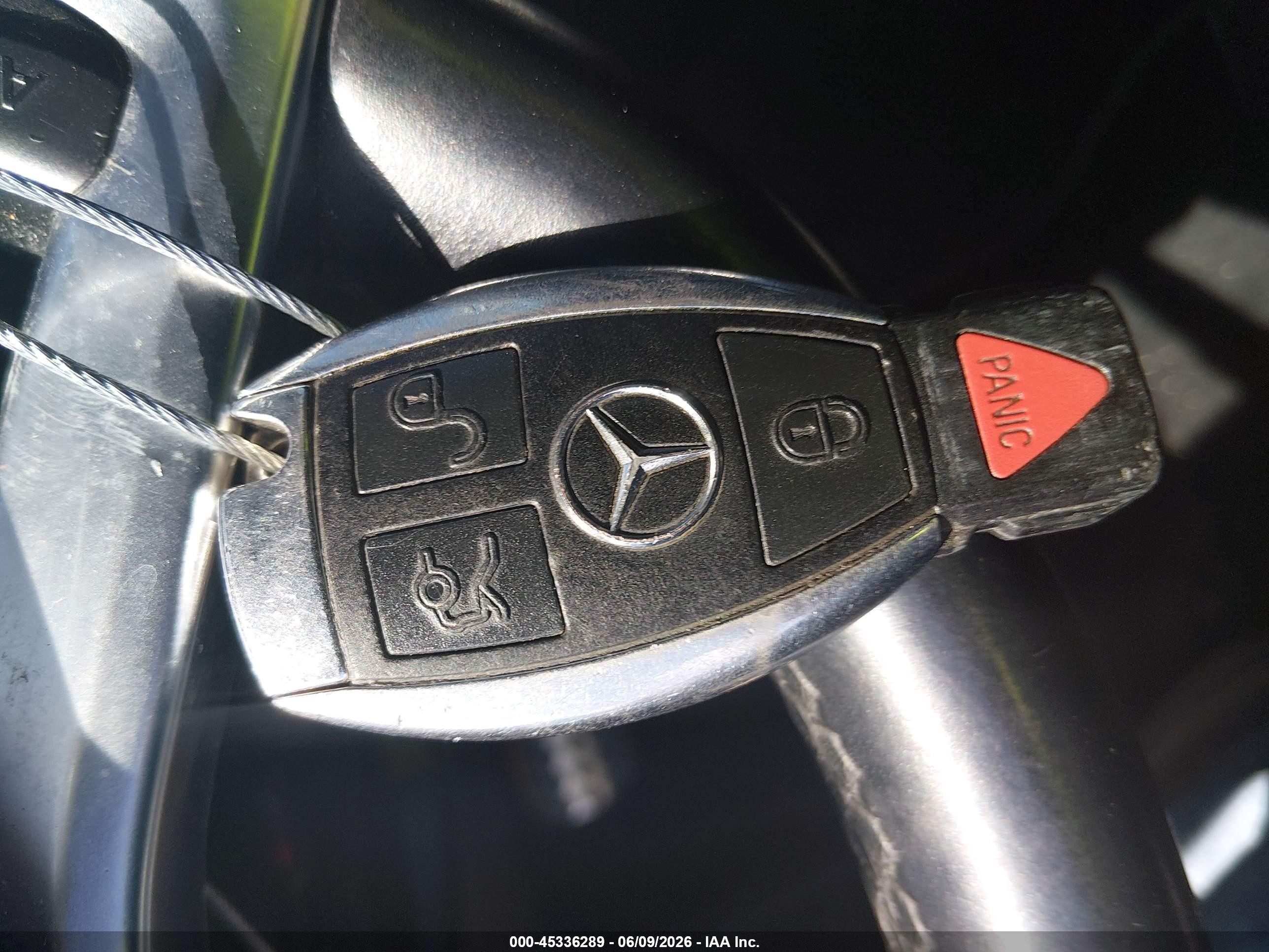 2013 Mercedes-benz C 250 Sport Black vin: WDDGF4HB4DA742420
