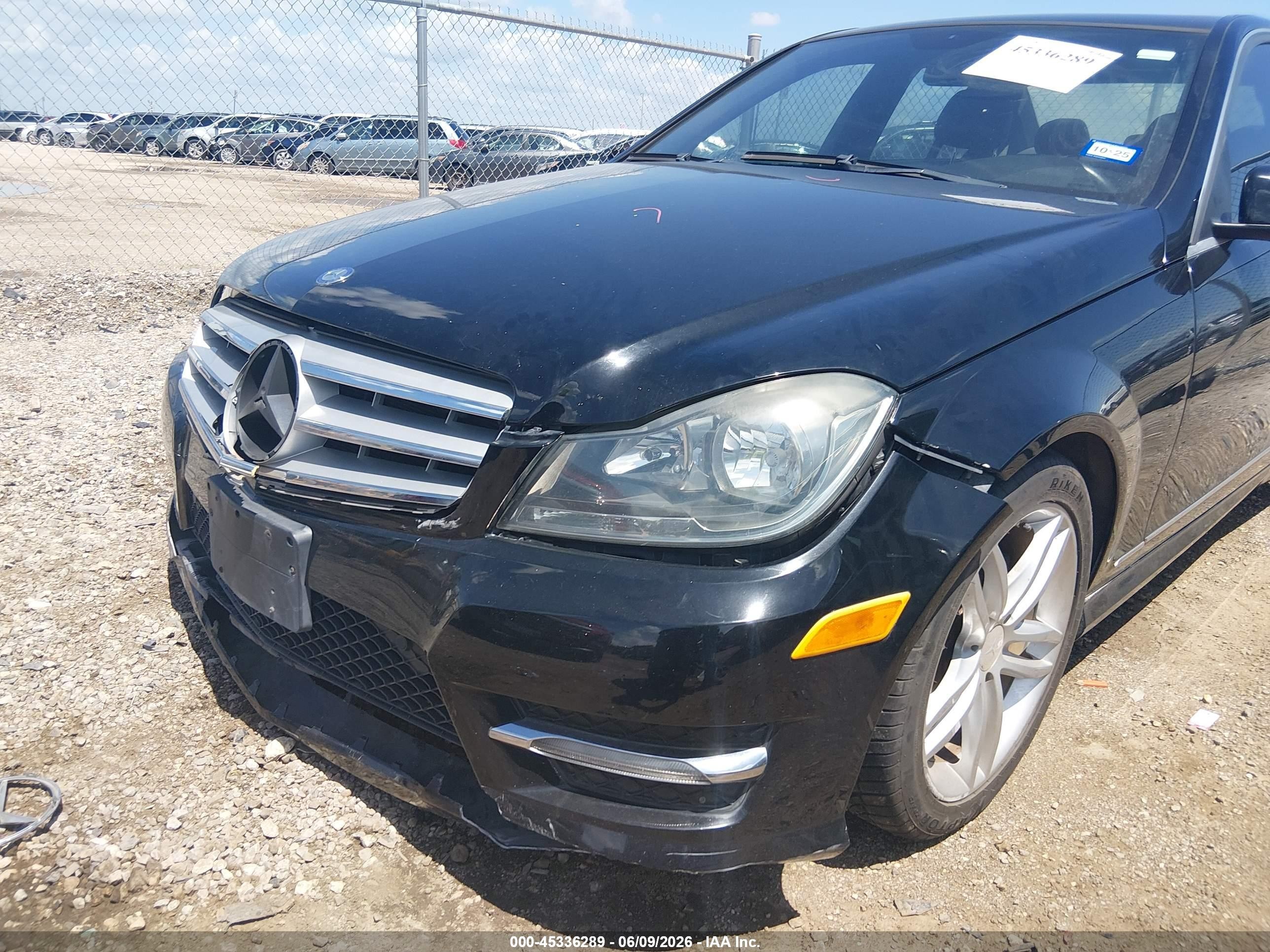 2013 Mercedes-benz C 250 Sport Black vin: WDDGF4HB4DA742420