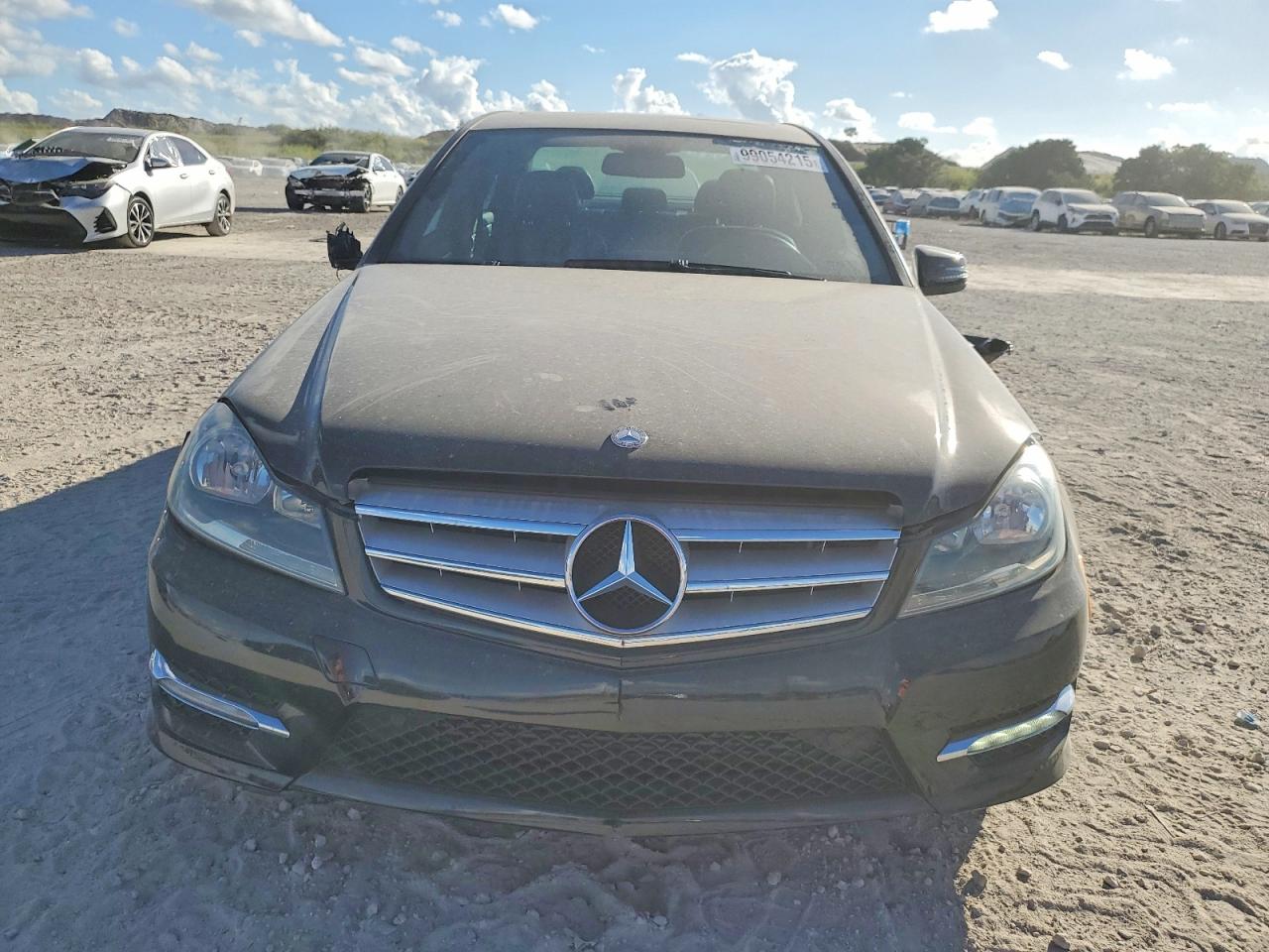 2013 Mercedes-benz C 250 Black vin: WDDGF4HB4DA753093