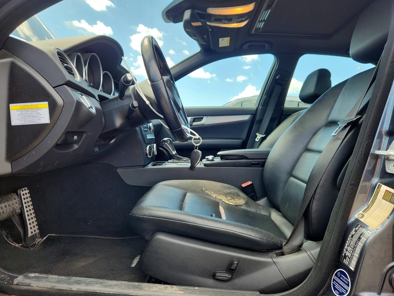 2013 Mercedes-benz C250 Угольный vin: WDDGF4HB4DA786451