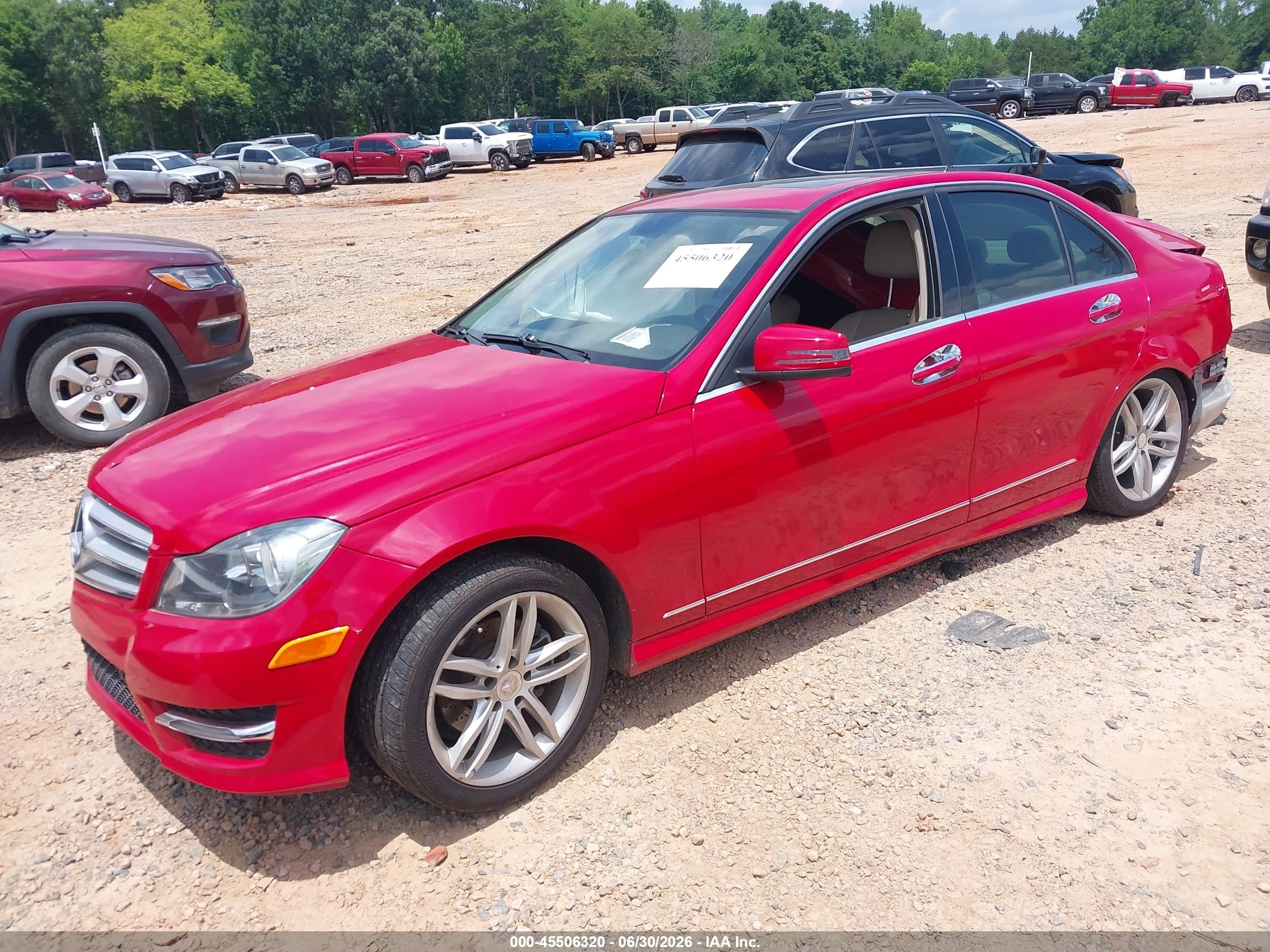 2013 Mercedes-benz C 250 Sport Red vin: WDDGF4HB4DA790581
