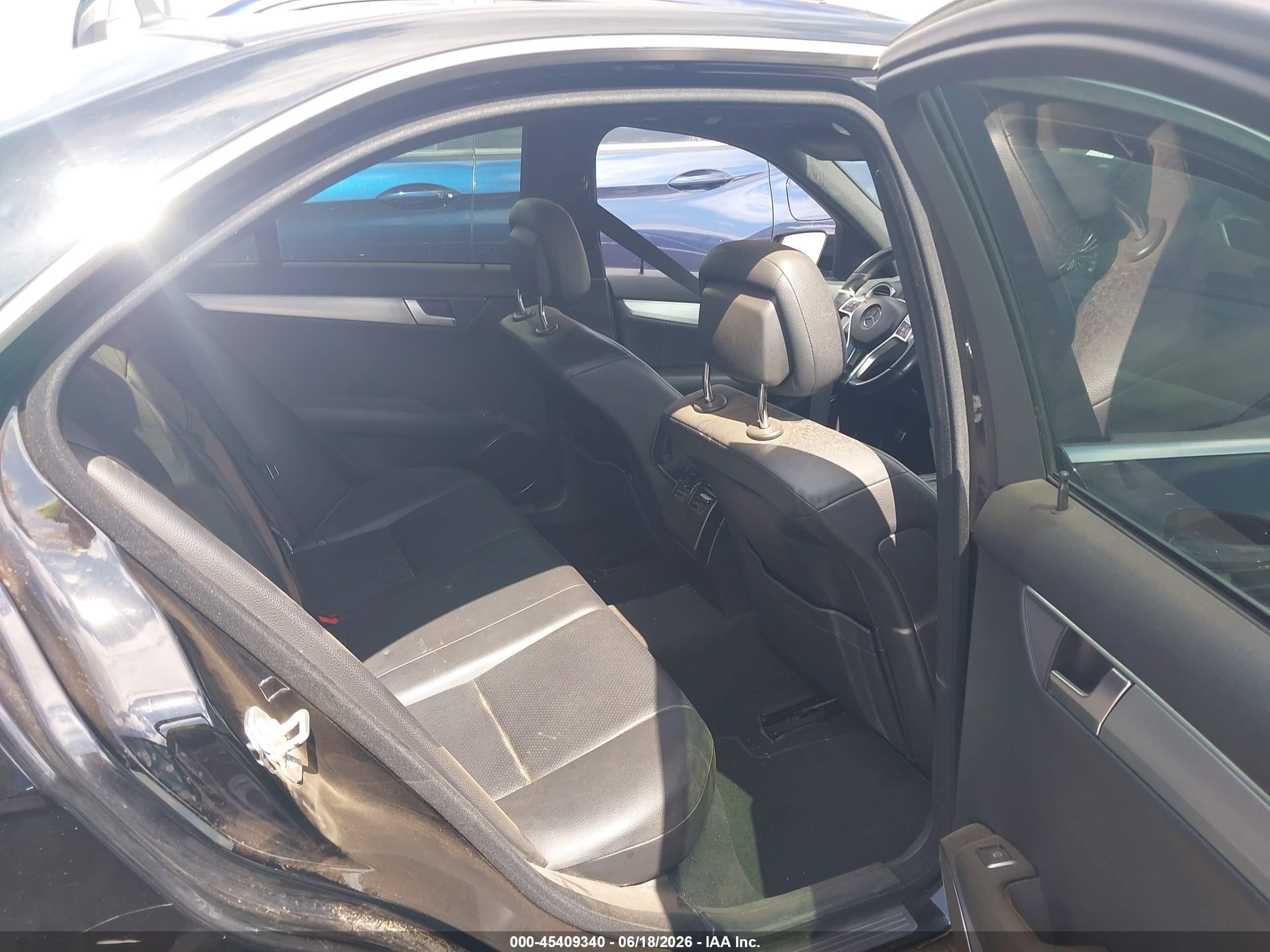 2013 Mercedes-benz C 250 Sport Black vin: WDDGF4HB4DA801515
