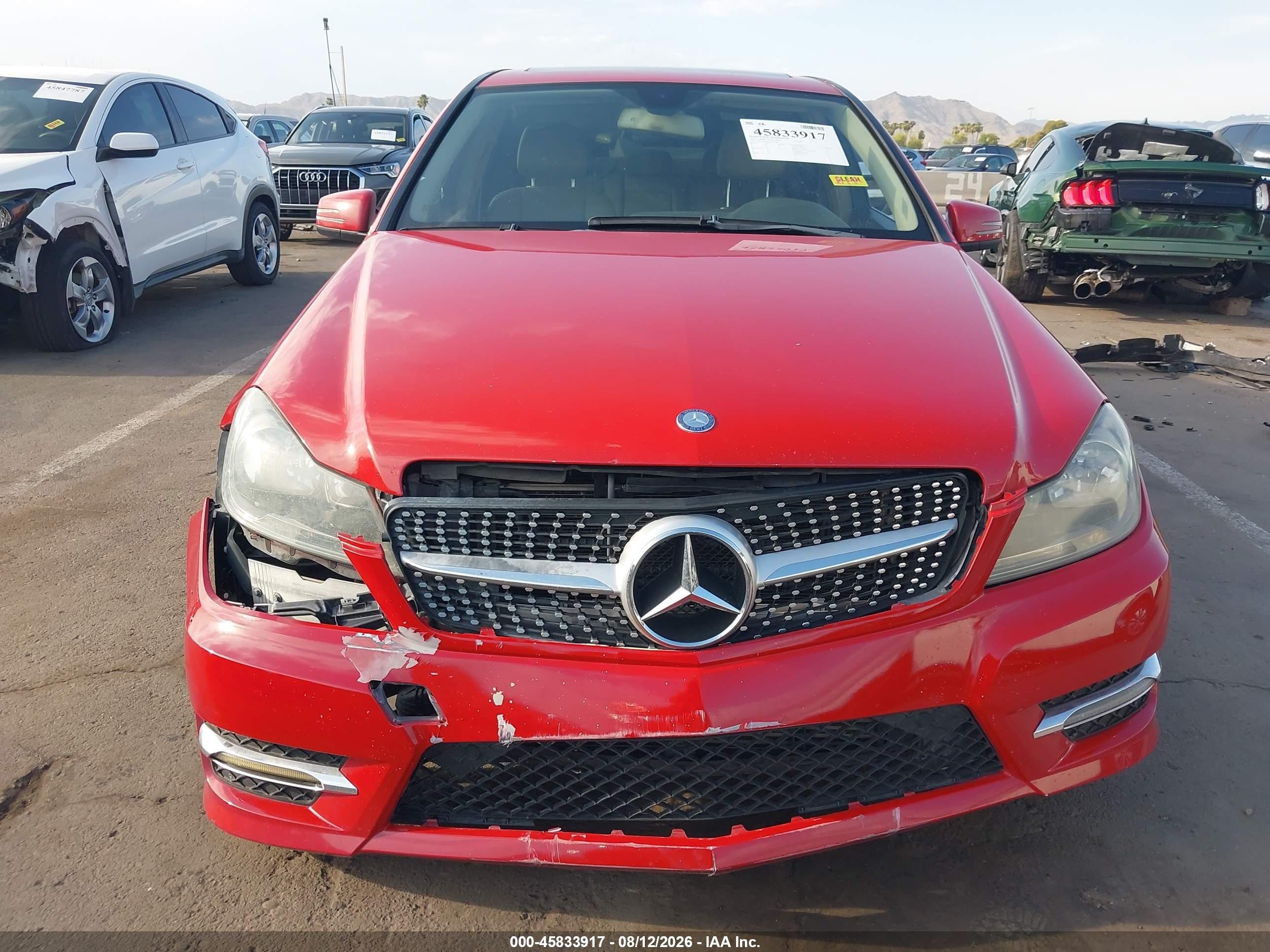 2013 Mercedes-benz C 250 Sport Красный vin: WDDGF4HB4DA812885