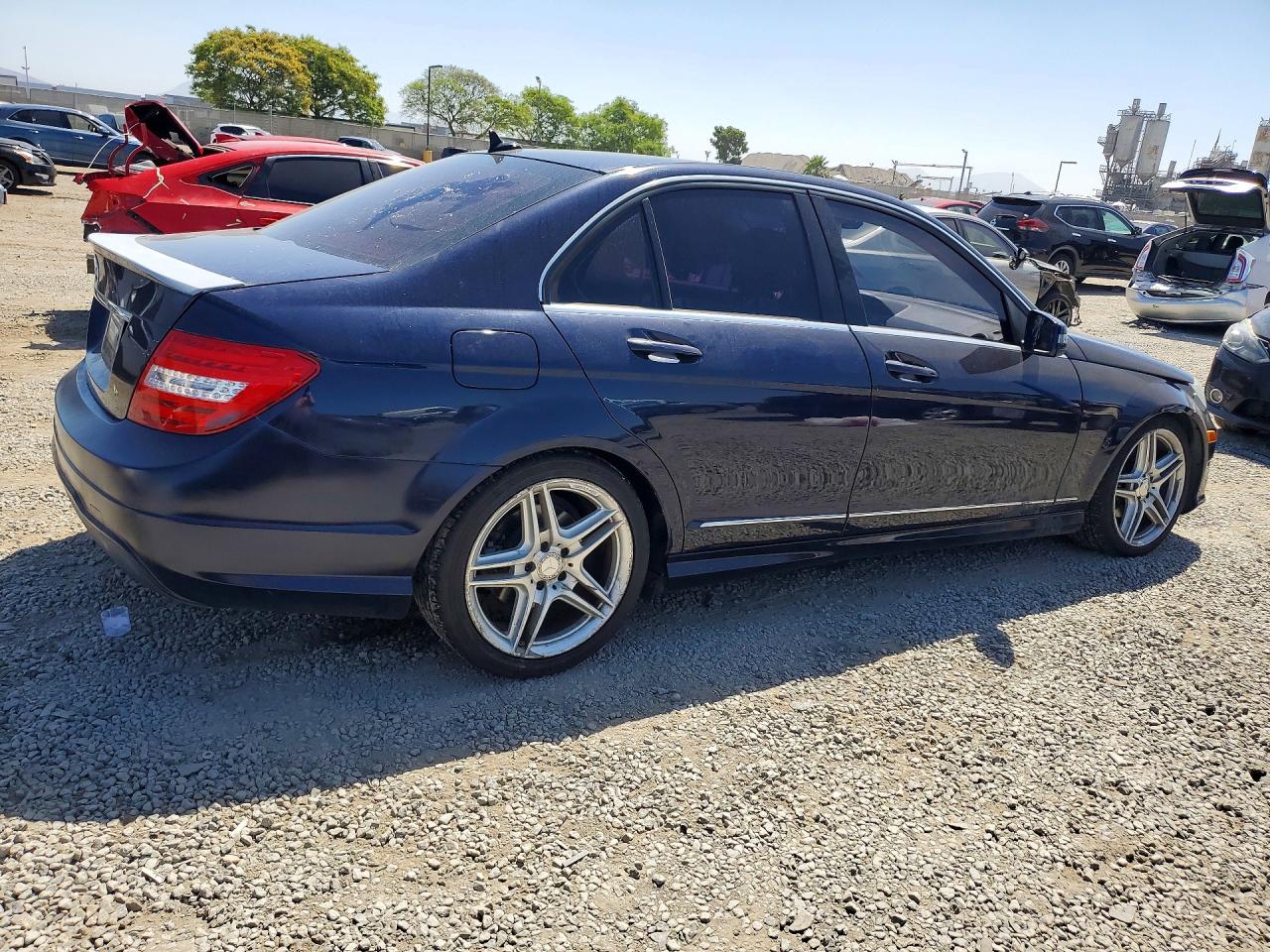 2013 Mercedes-benz C 250 Blue vin: WDDGF4HB4DA854764