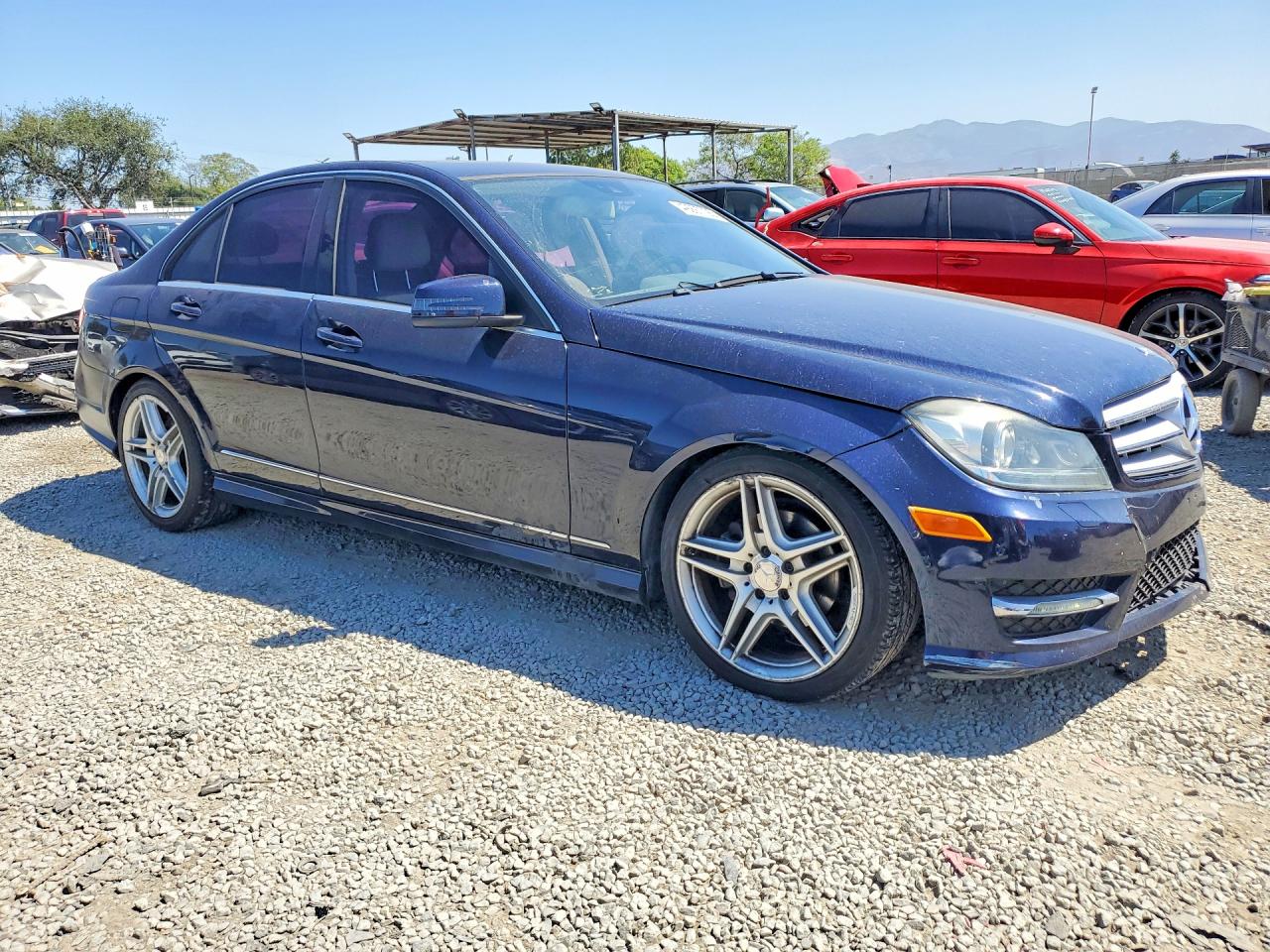 2013 Mercedes-benz C 250 Blue vin: WDDGF4HB4DA854764