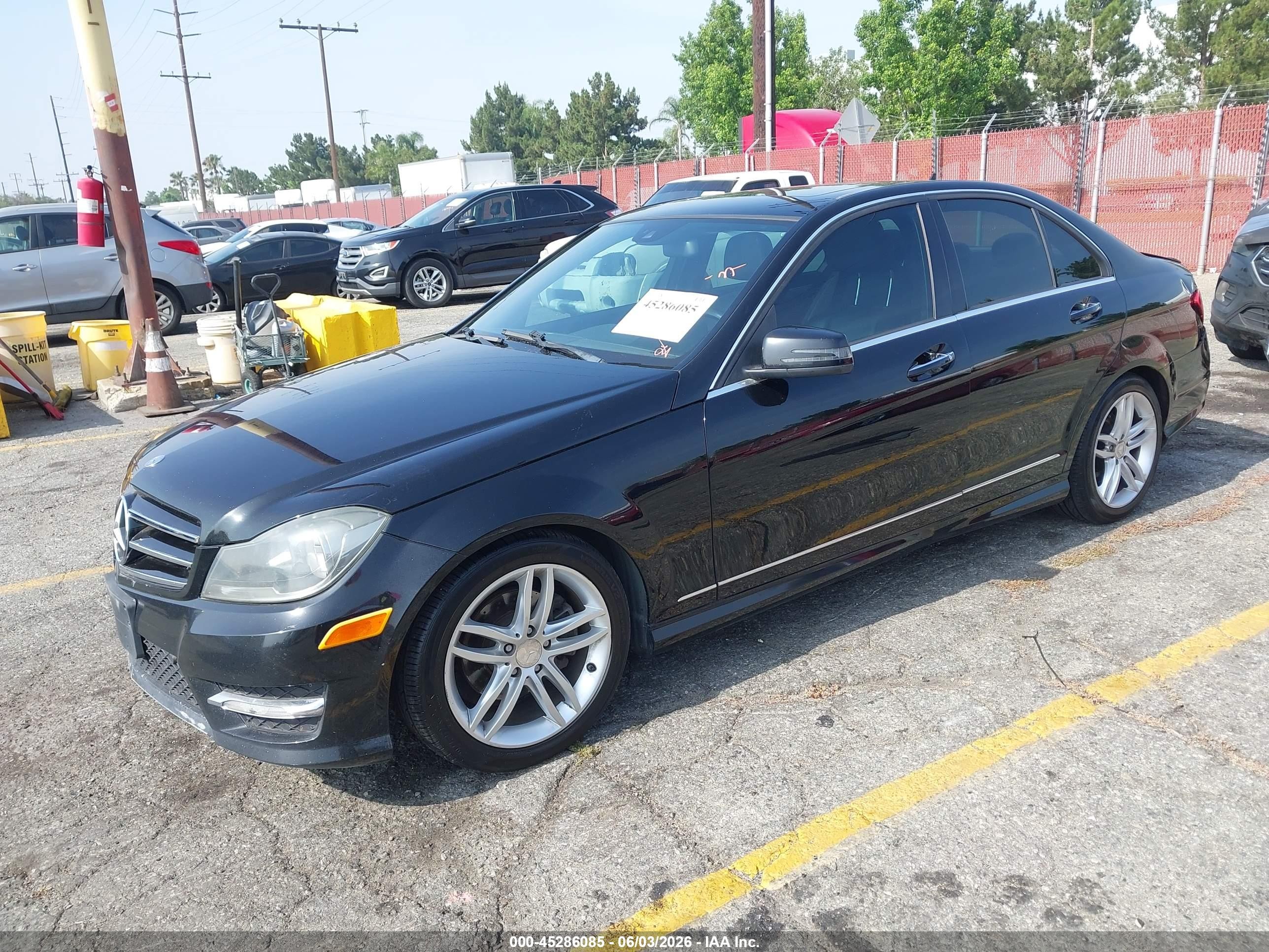 2013 Mercedes-benz C 250 Sport Black vin: WDDGF4HB4DR244025