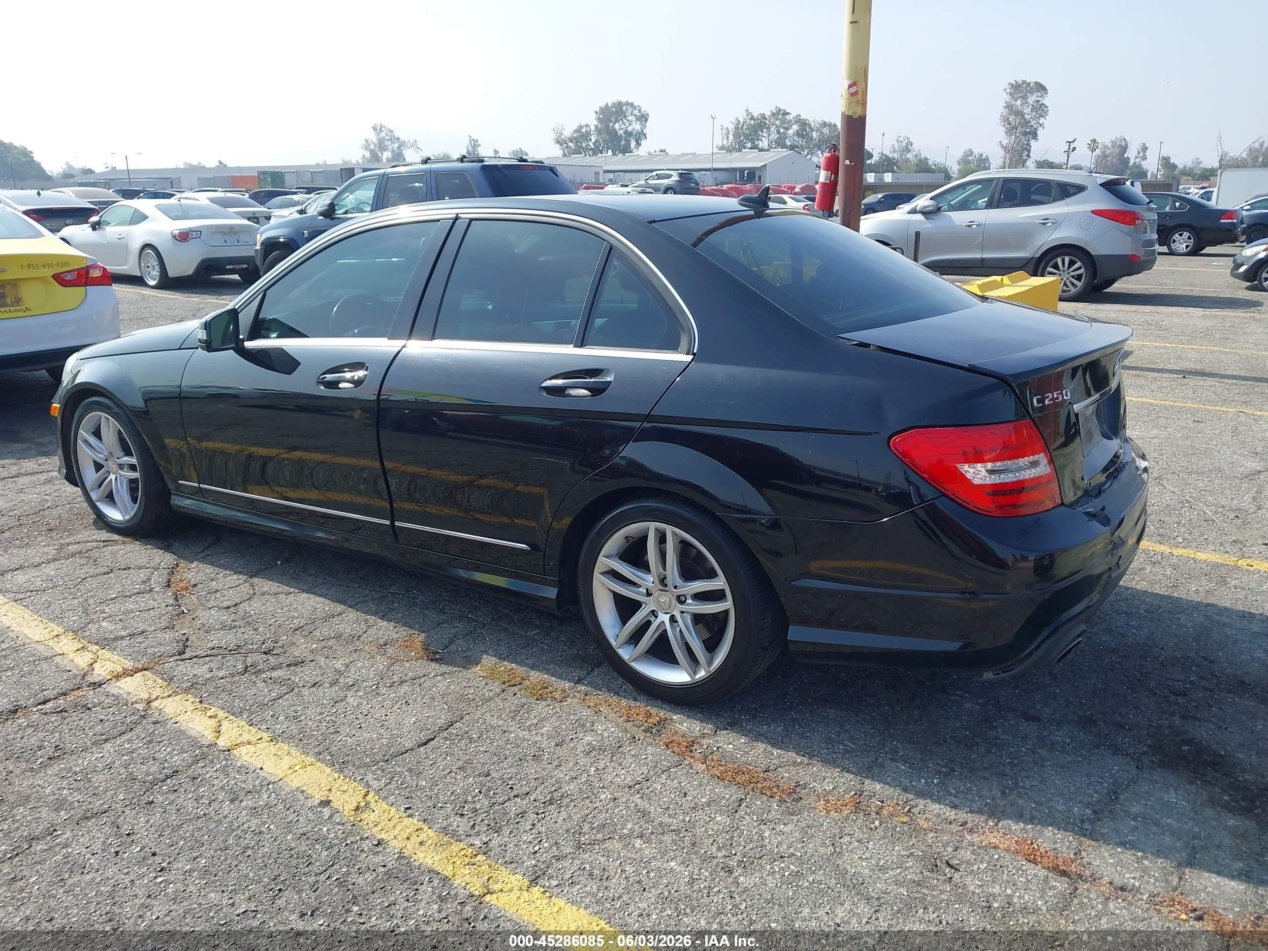 2013 Mercedes-benz C 250 Sport Black vin: WDDGF4HB4DR244025