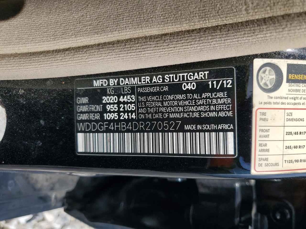 2013 Mercedes-benz C 250 Черный vin: WDDGF4HB4DR270527