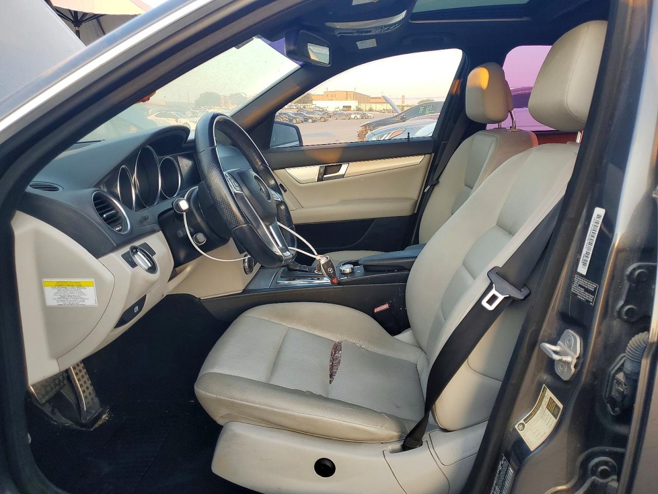 2013 Mercedes-benz C 250 Gray vin: WDDGF4HB4DR300853