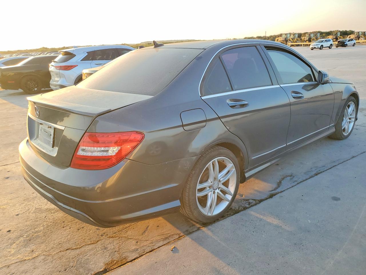 2013 Mercedes-benz C 250 Gray vin: WDDGF4HB4DR300853