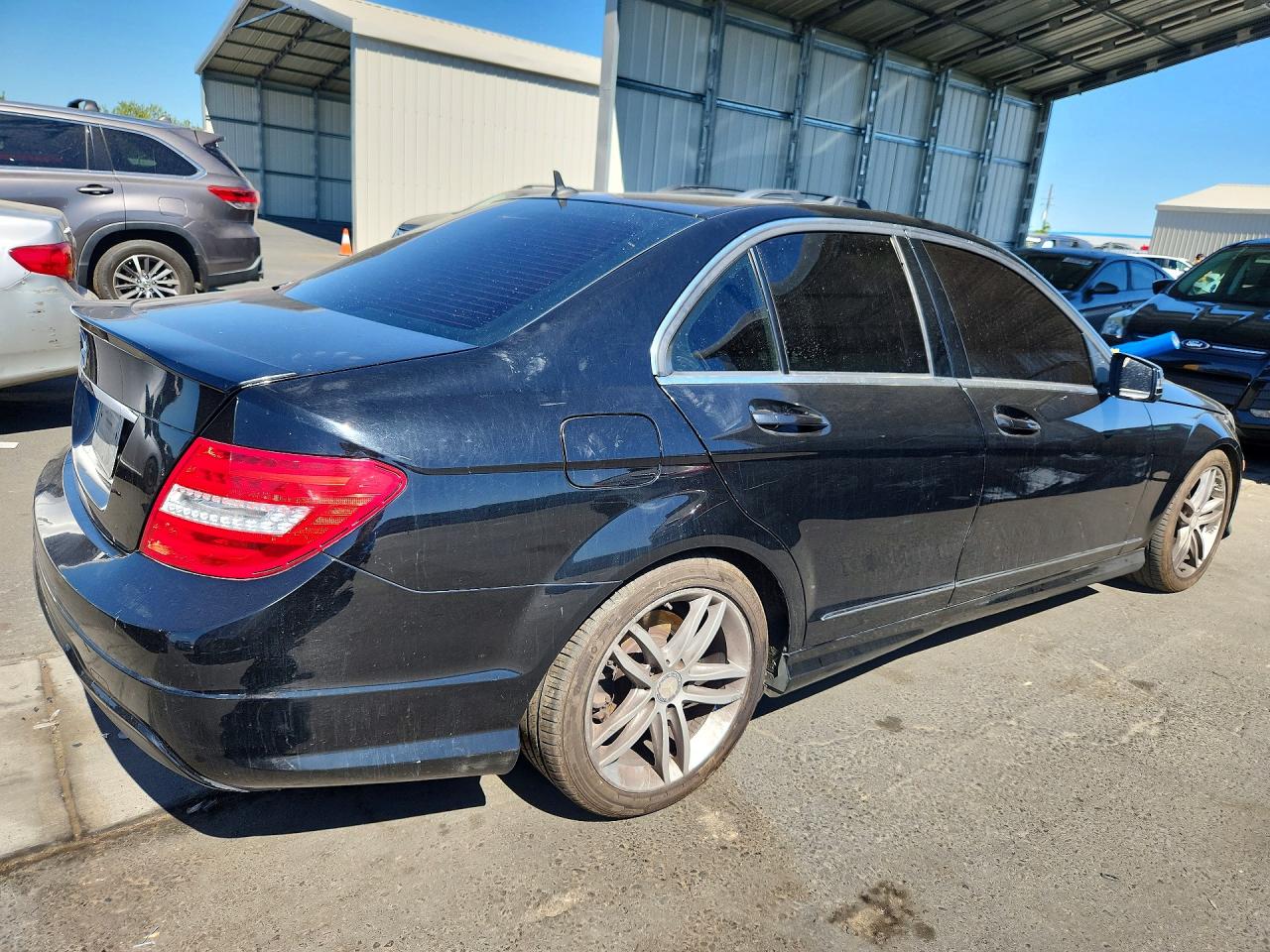 2014 Mercedes-benz C 250 Black vin: WDDGF4HB4EA921025