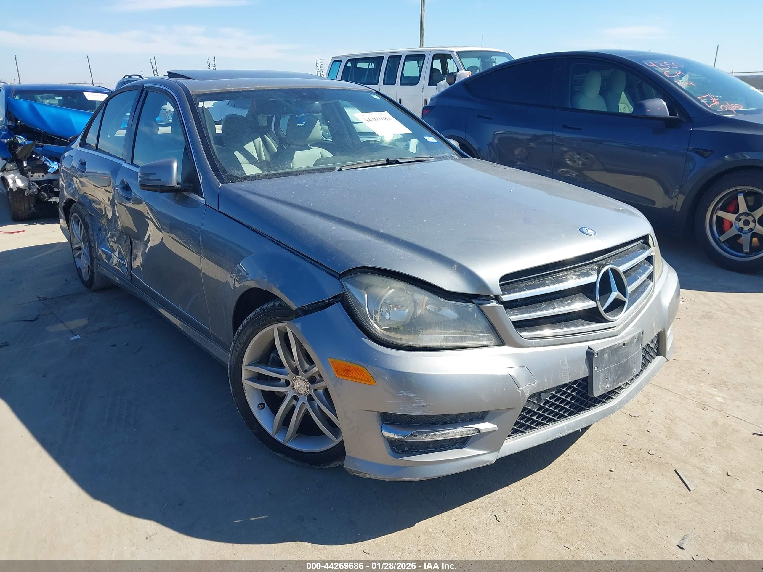 WDDGF4HB4EA931831