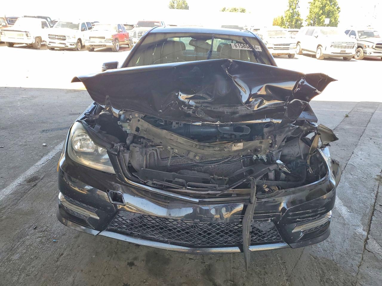 2014 Mercedes-benz C 250 Черный vin: WDDGF4HB4EA943199