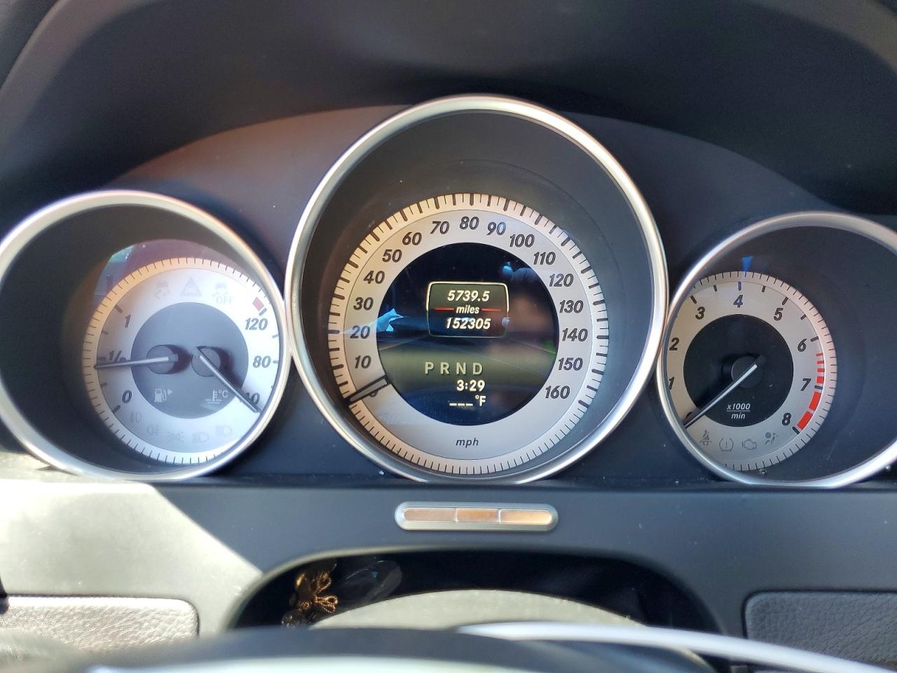 2014 Mercedes-benz C 250 Черный vin: WDDGF4HB4EA943199