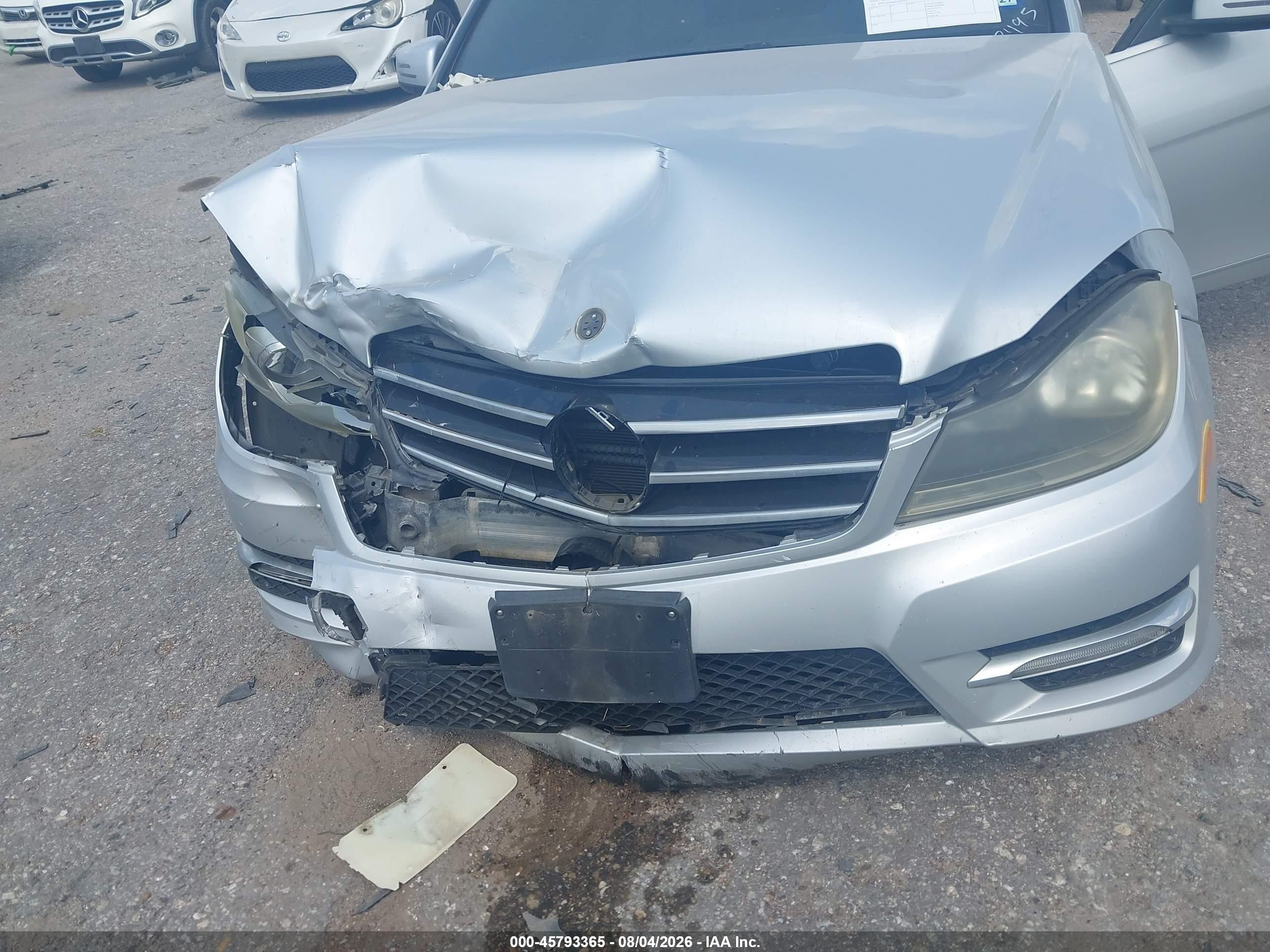 2014 Mercedes-benz C 250 Sport Silver vin: WDDGF4HB4EA962495