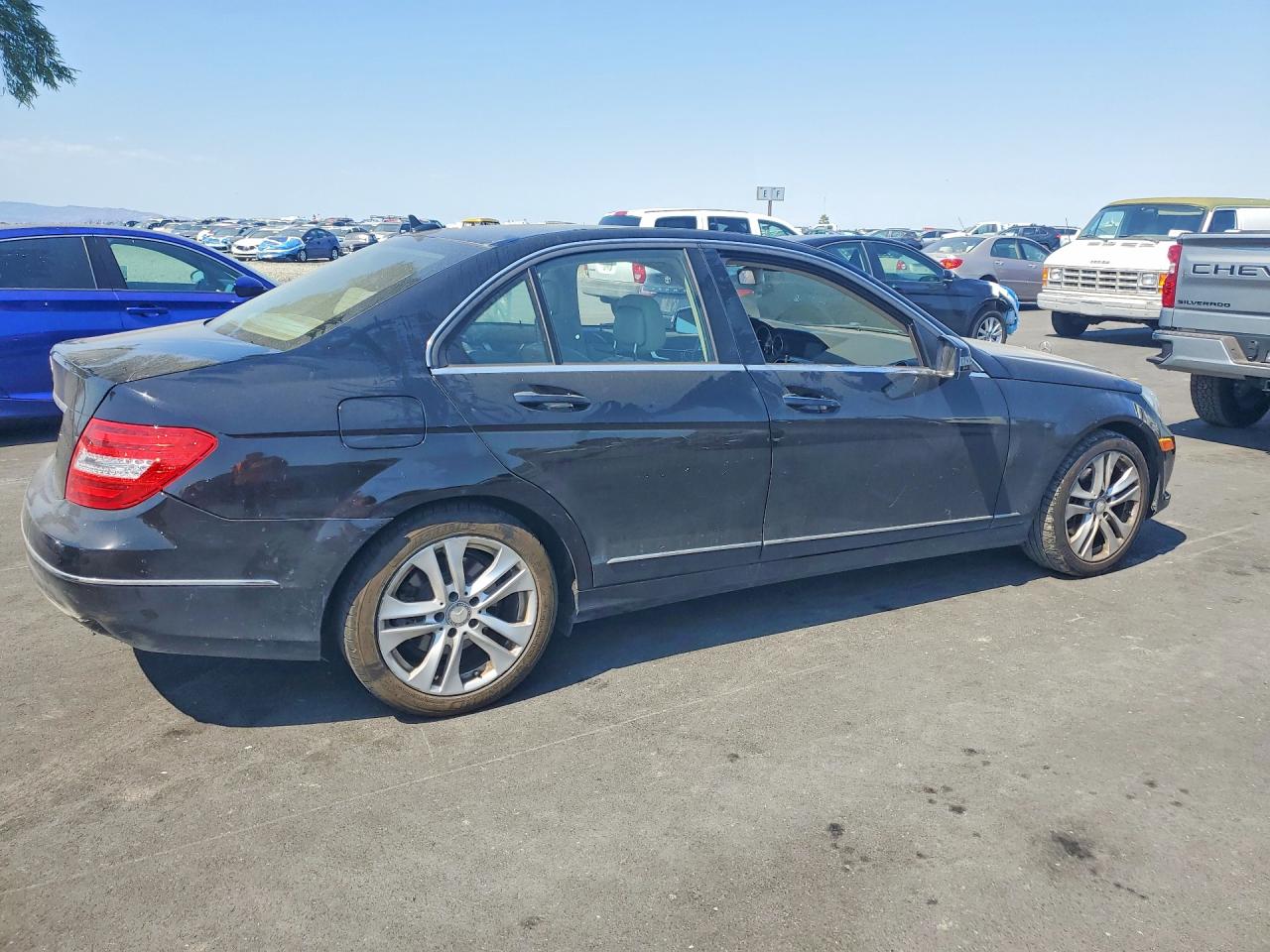 2014 Mercedes-benz C 250 Black vin: WDDGF4HB4EG158968