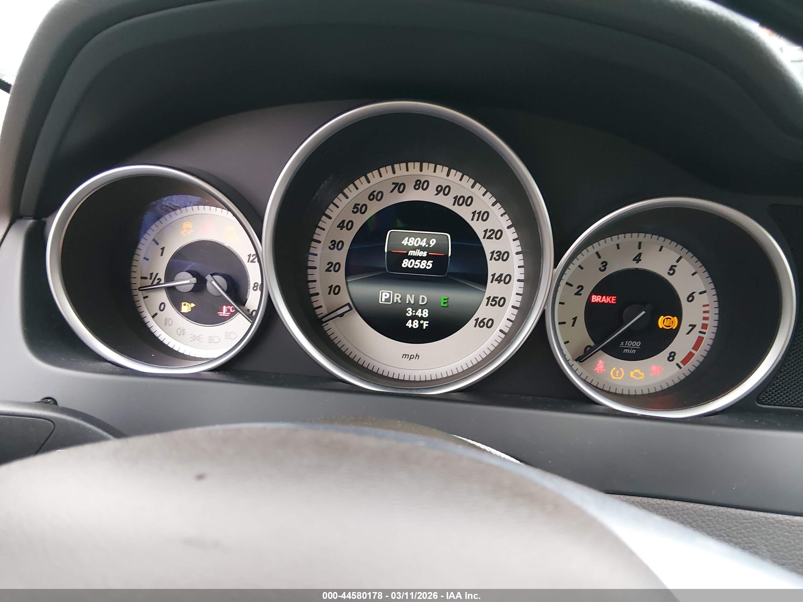2014 Mercedes-benz C 250 Luxury Gray vin: WDDGF4HB4EG256009