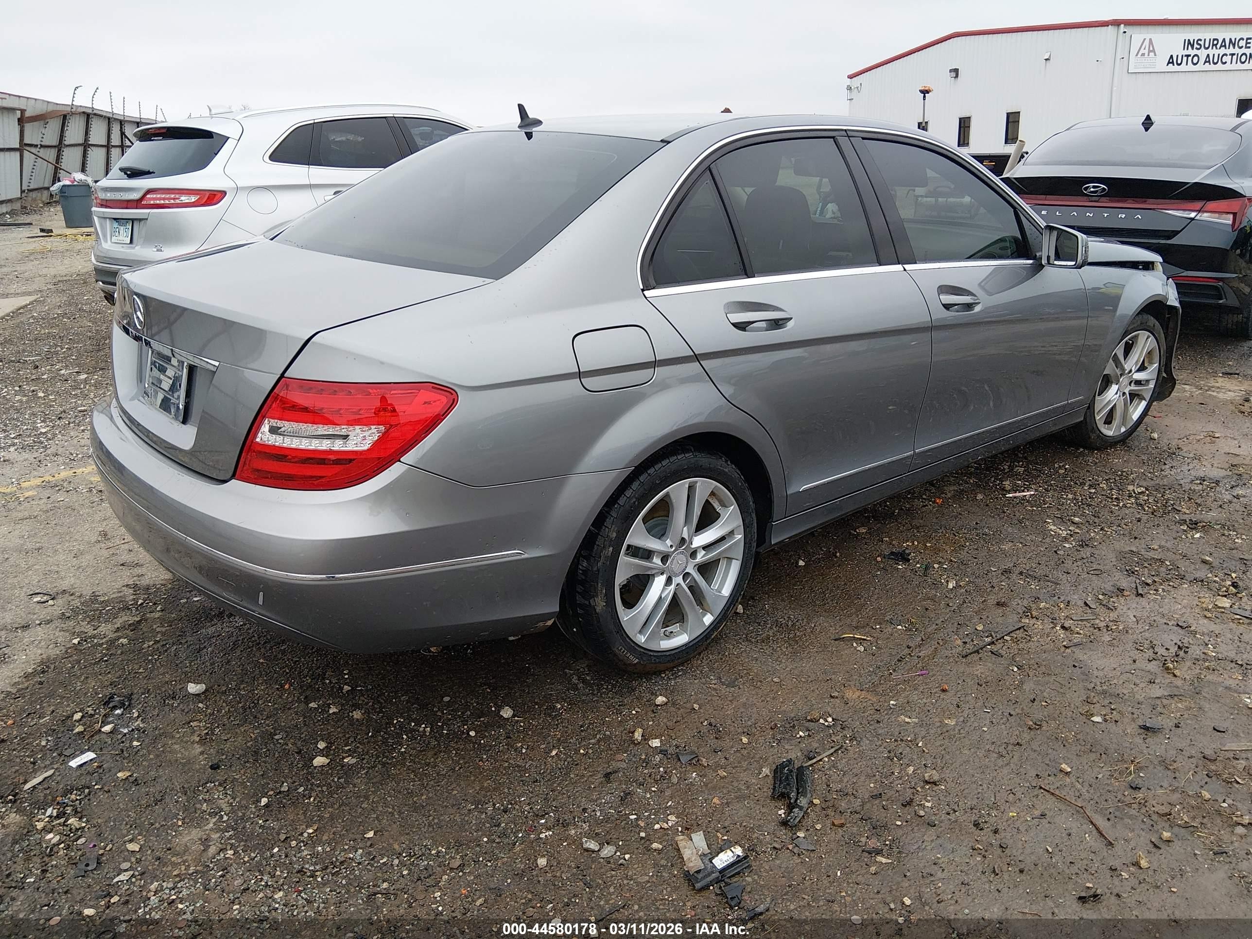 2014 Mercedes-benz C 250 Luxury Gray vin: WDDGF4HB4EG256009