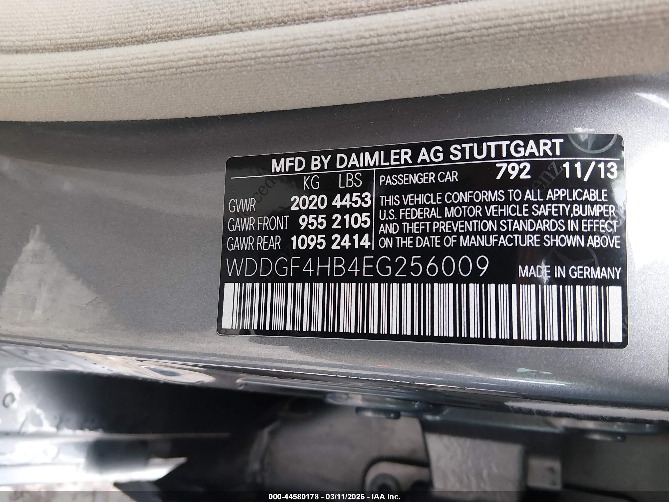 2014 Mercedes-benz C 250 Luxury Gray vin: WDDGF4HB4EG256009