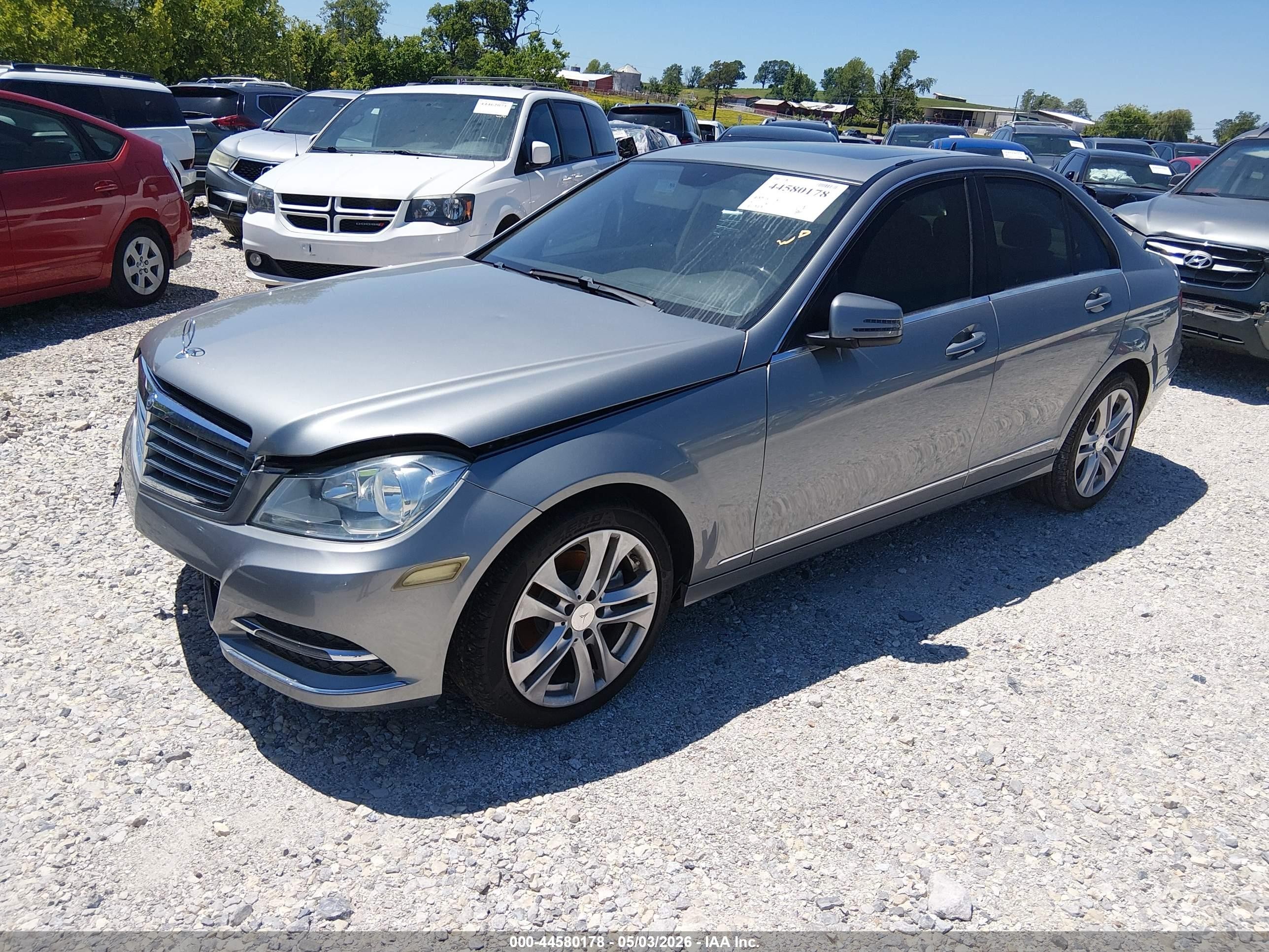 2014 Mercedes-benz C 250 Luxury Gray vin: WDDGF4HB4EG256009